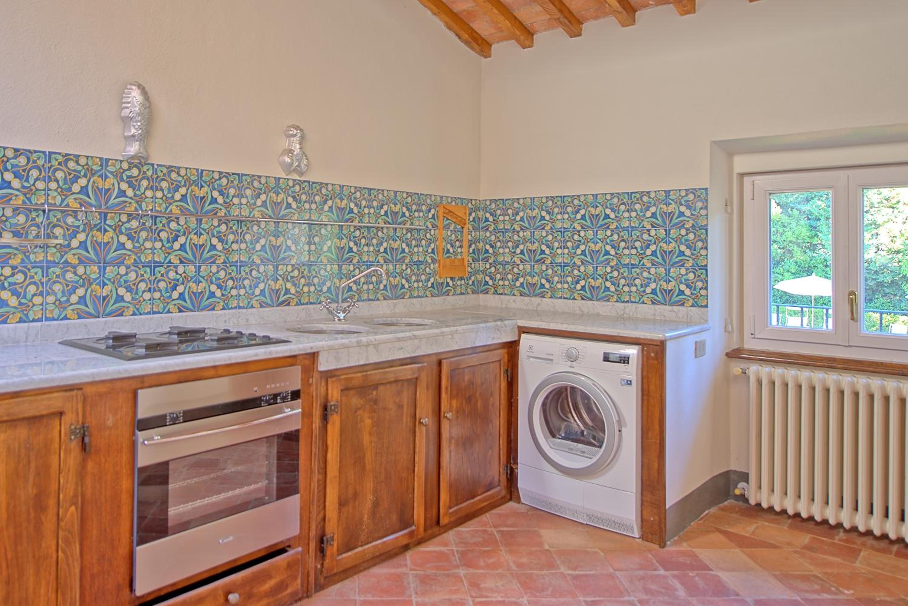 Villa Camaiore by PosarelliVillas
