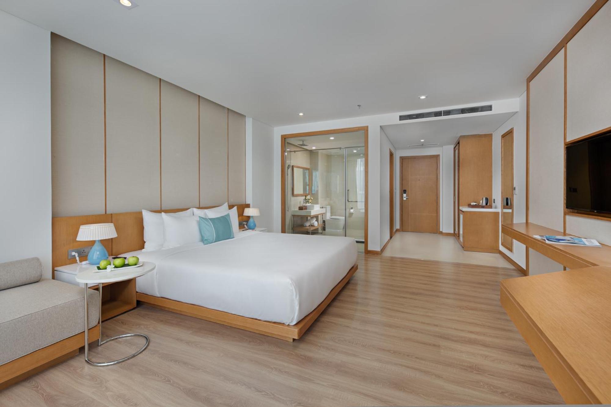 TMS Hotel Da Nang Beach 71