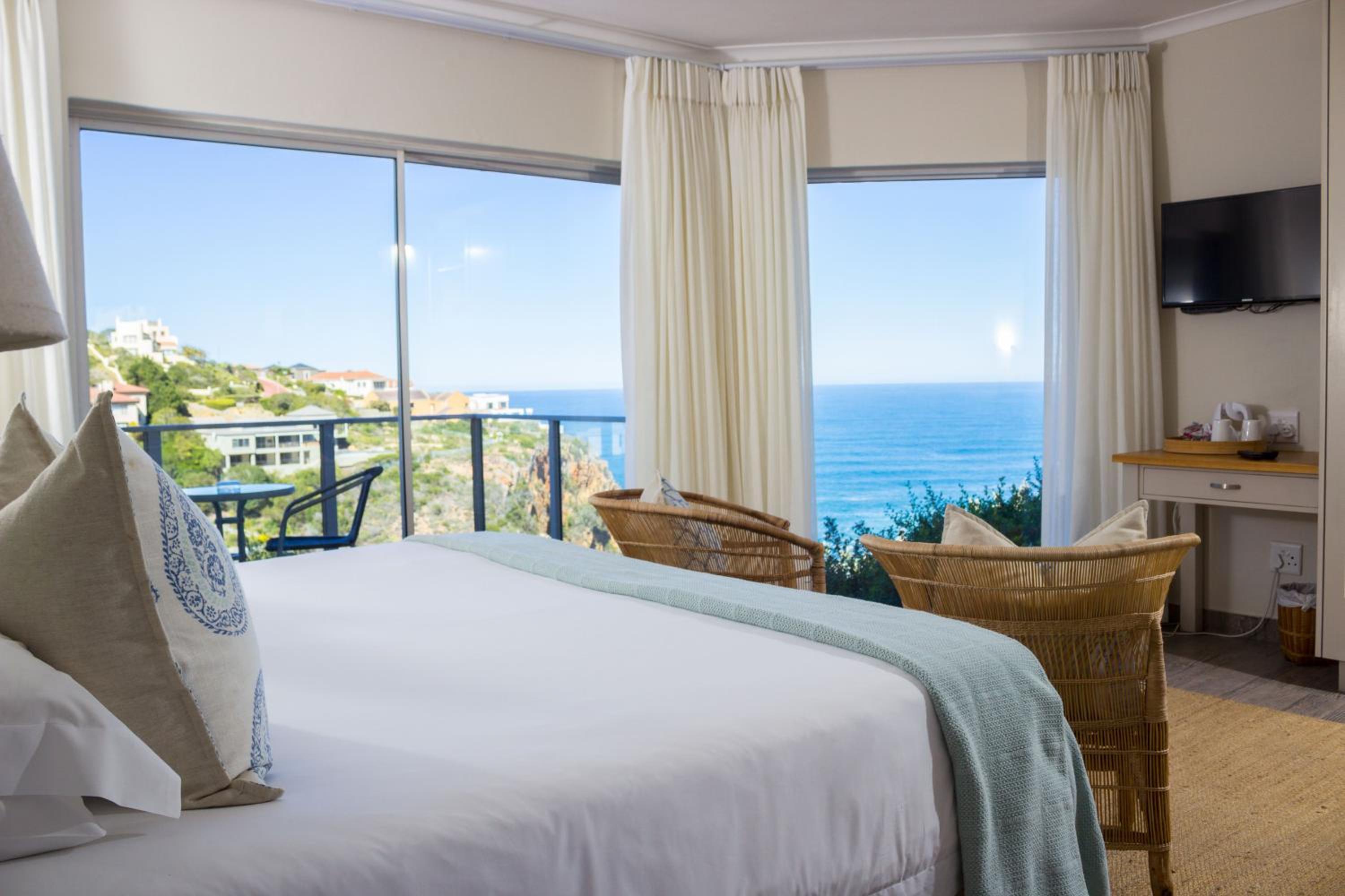 Headlands House Guest Lodge