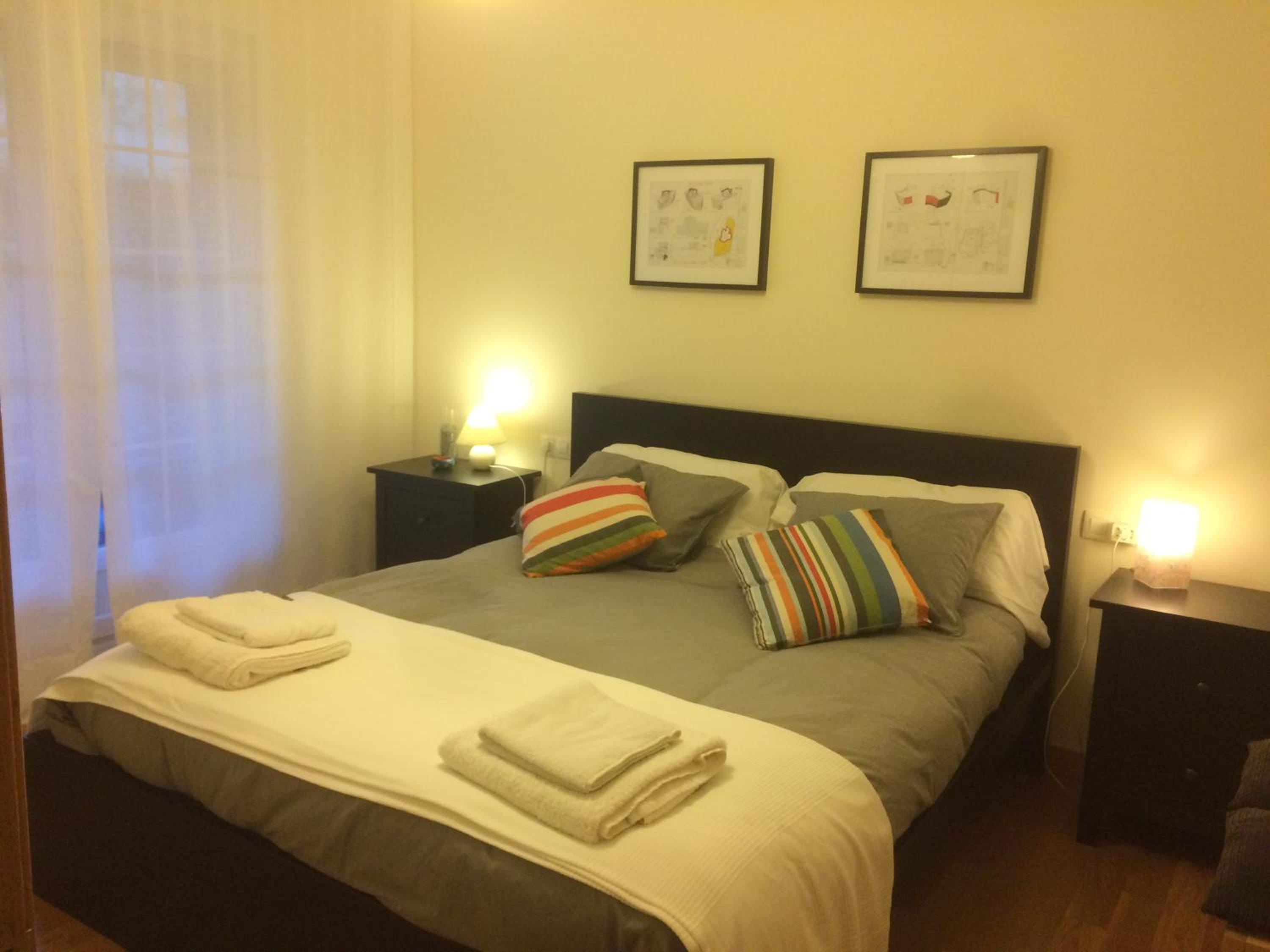APARTAMENTO CON TERRAZA Y JARDÍN EN BAKIO photo 1