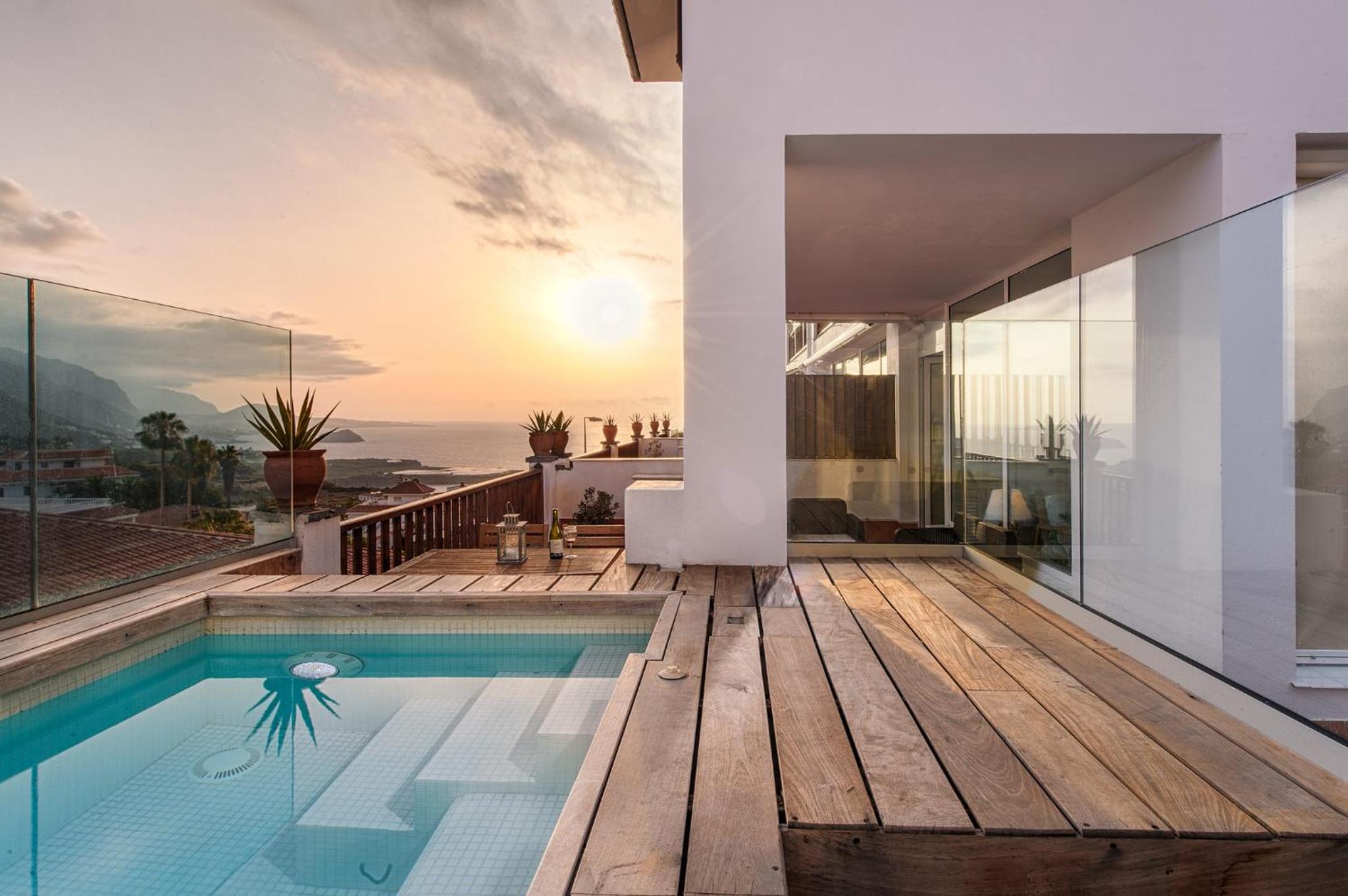 Superior C: private pool & concierge view 4