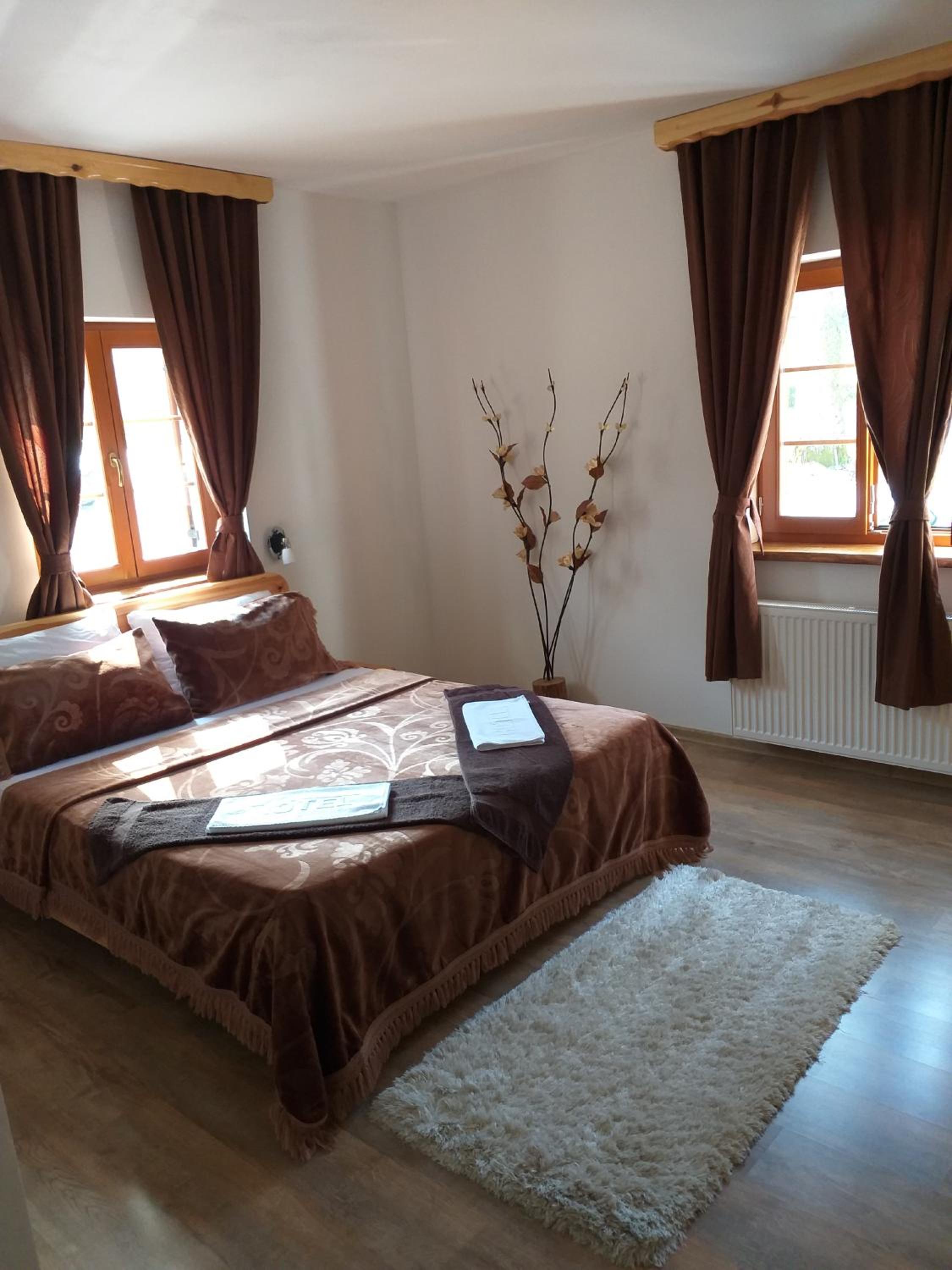 Rustic Lodge Plitvice