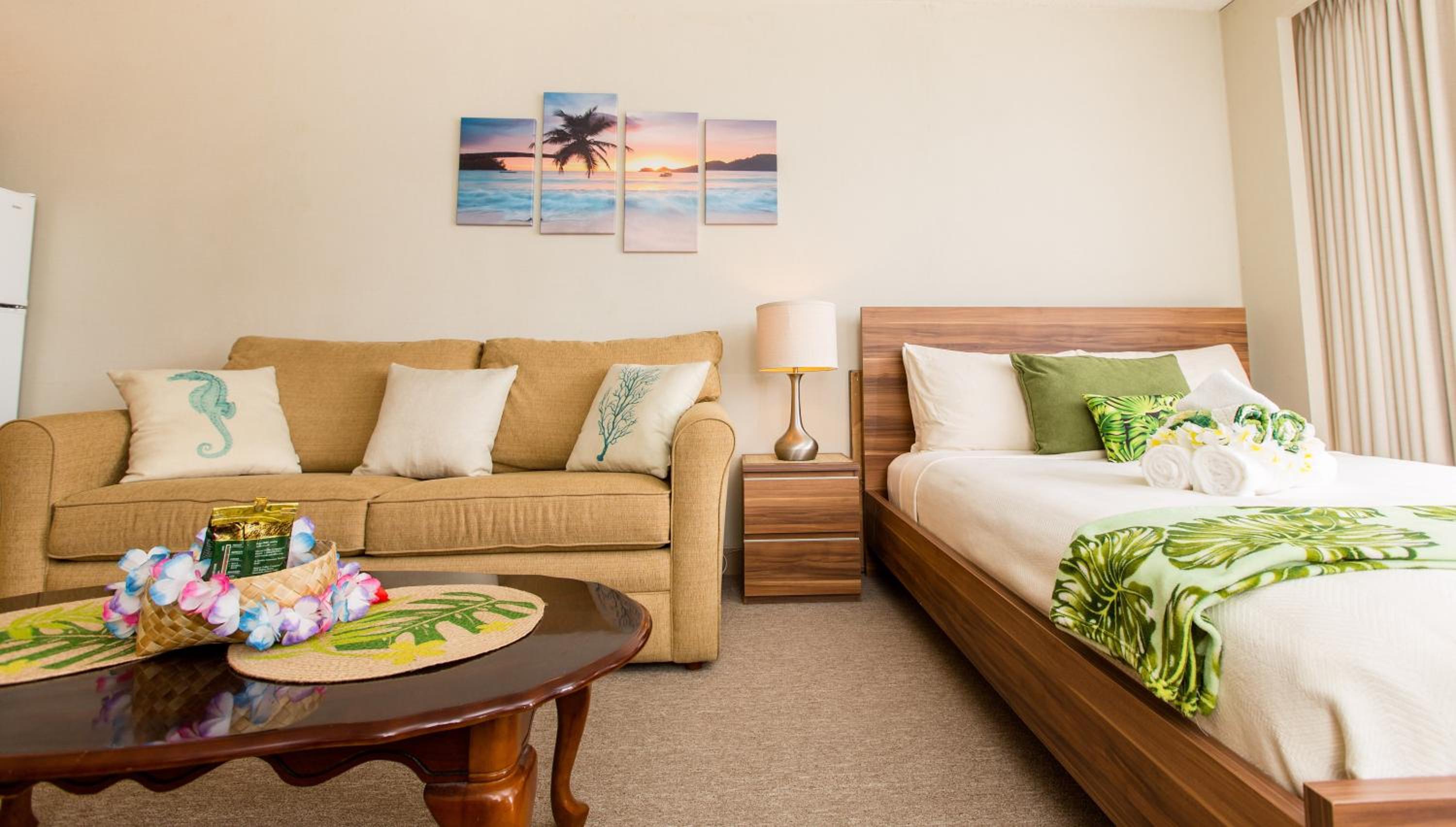 Tropical Studios at Marine Surf Waikiki - FREE PARKING - BEST LOCATION - FULL KITCHEN - SWIMMING POOL 照片第 155 張,共 263 張