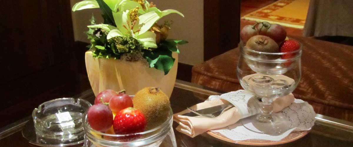 Food & Beverage