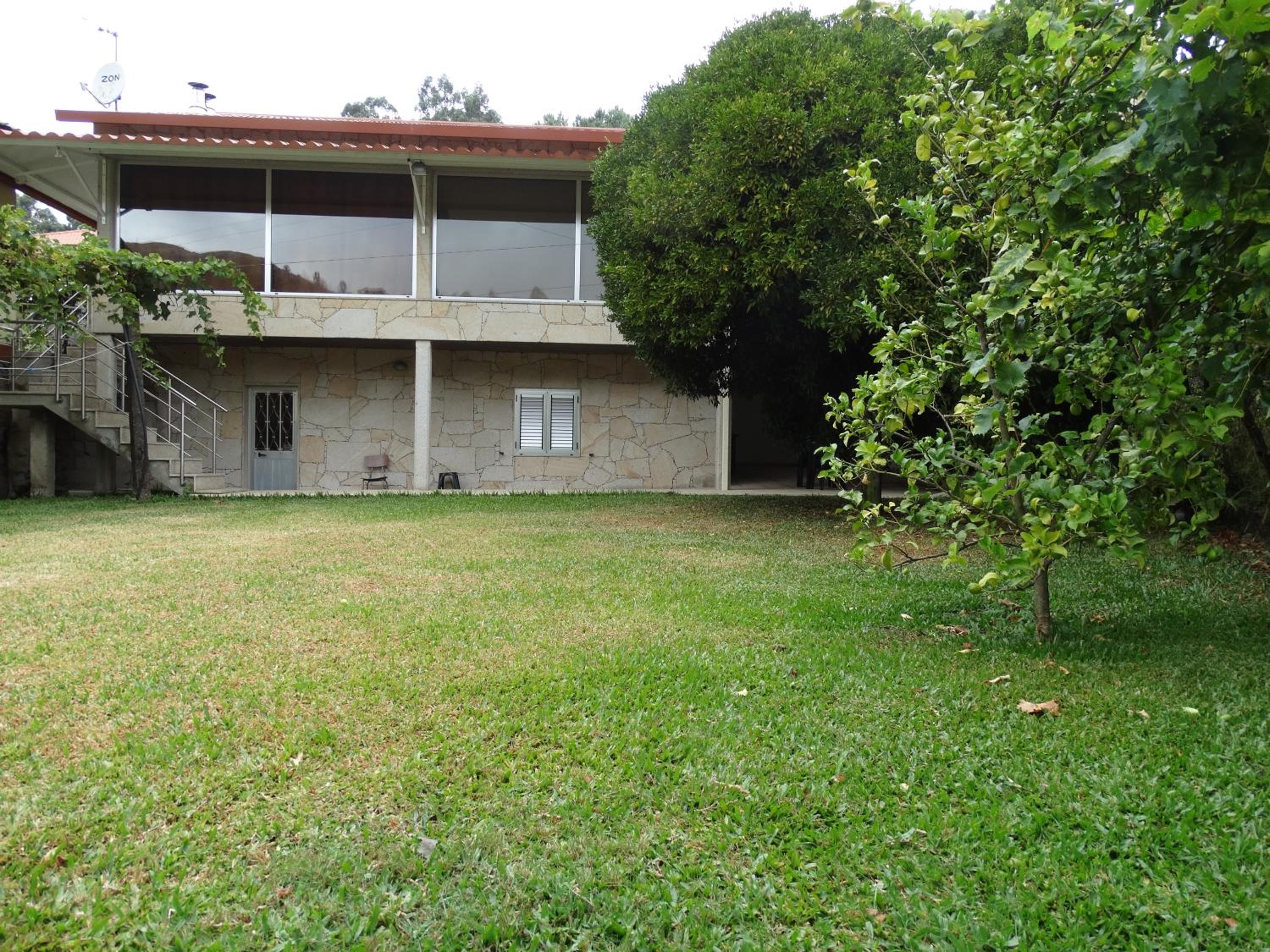 Casa da Mineira T1 view 2
