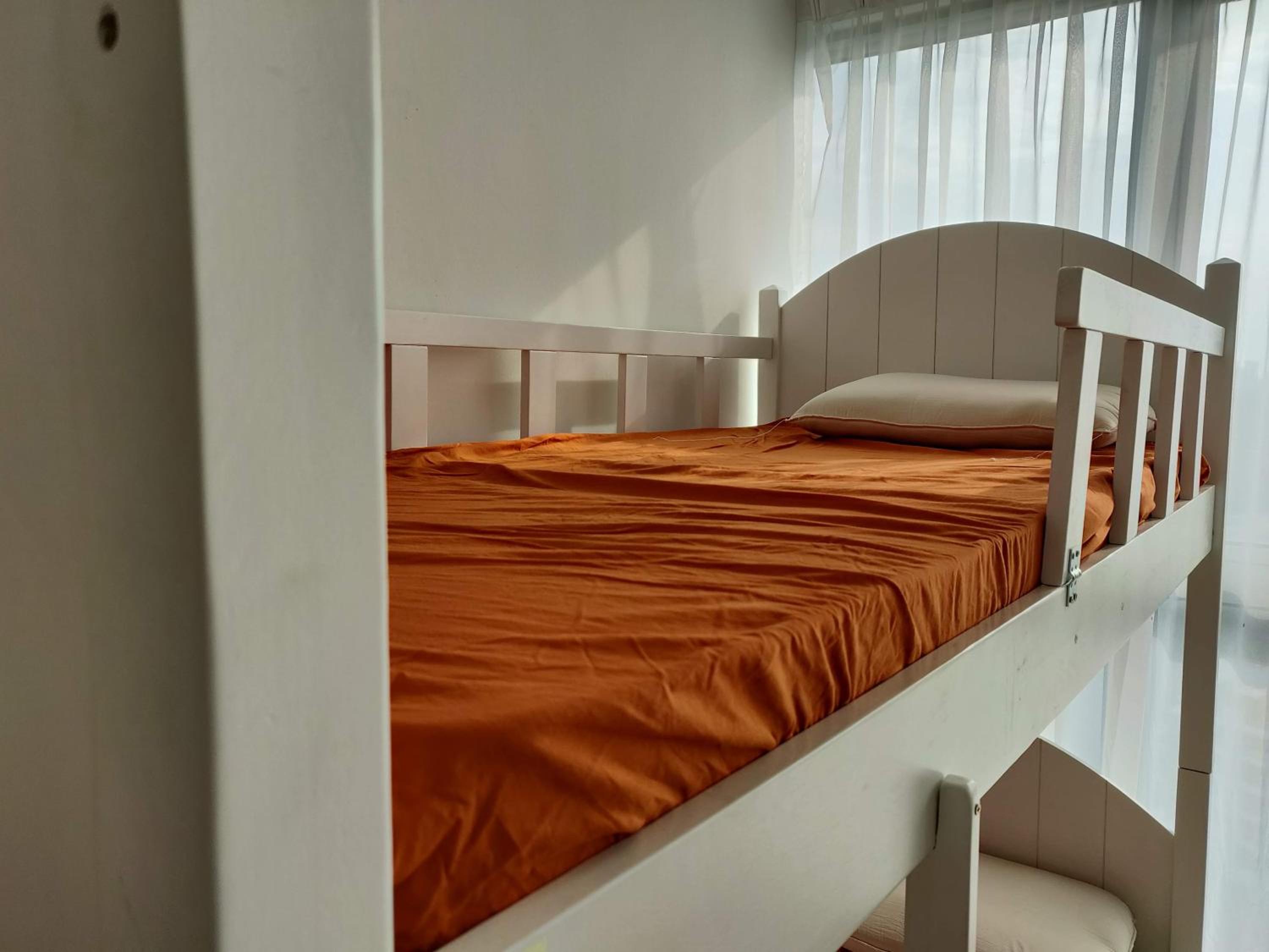 SkyBed Over The Sky Hostel @Regalia Suites & Residences KL