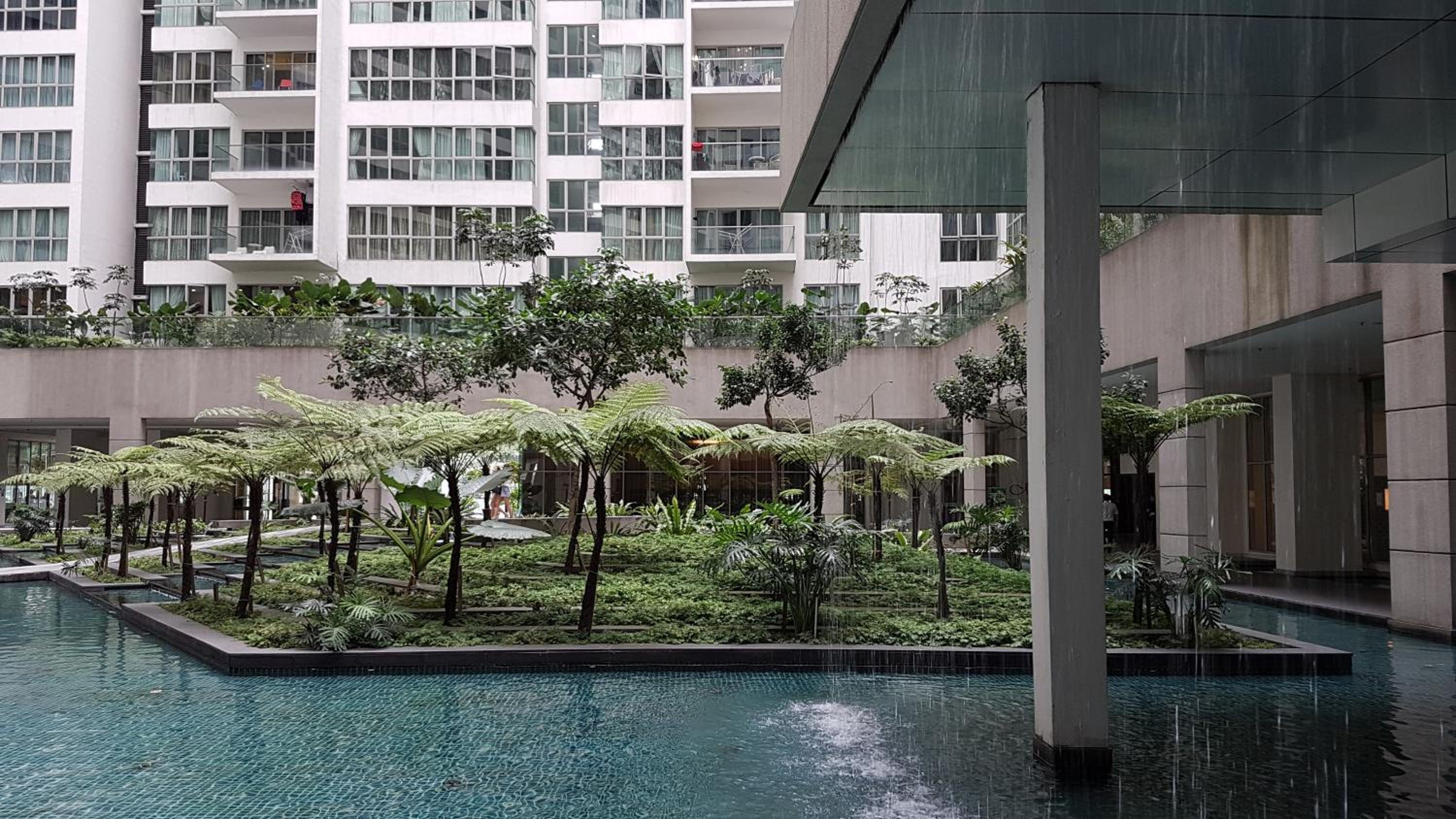 SkyBed Over The Sky Hostel @Regalia Suites & Residences KL