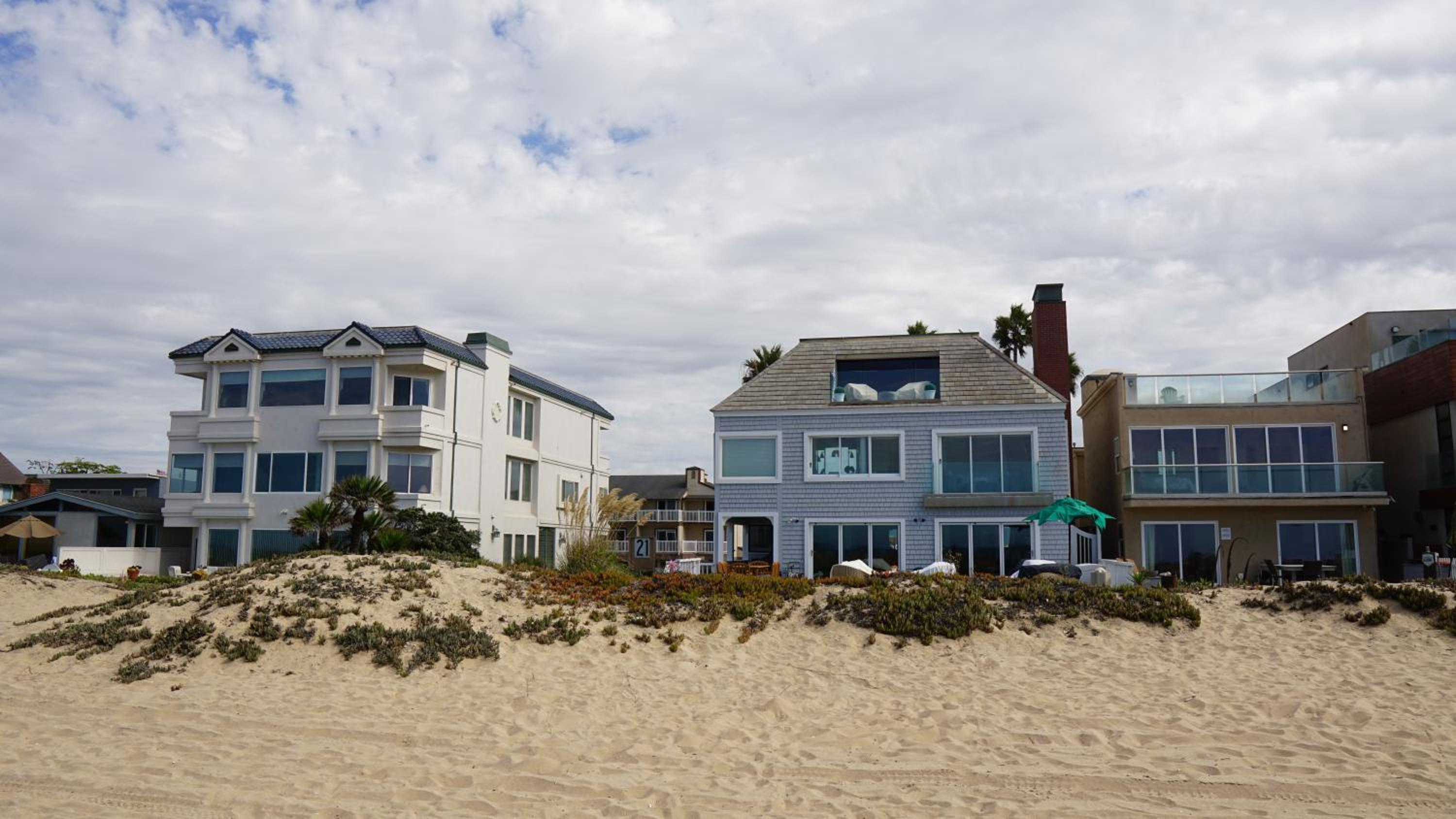 Ocean Surf Inn & Suites