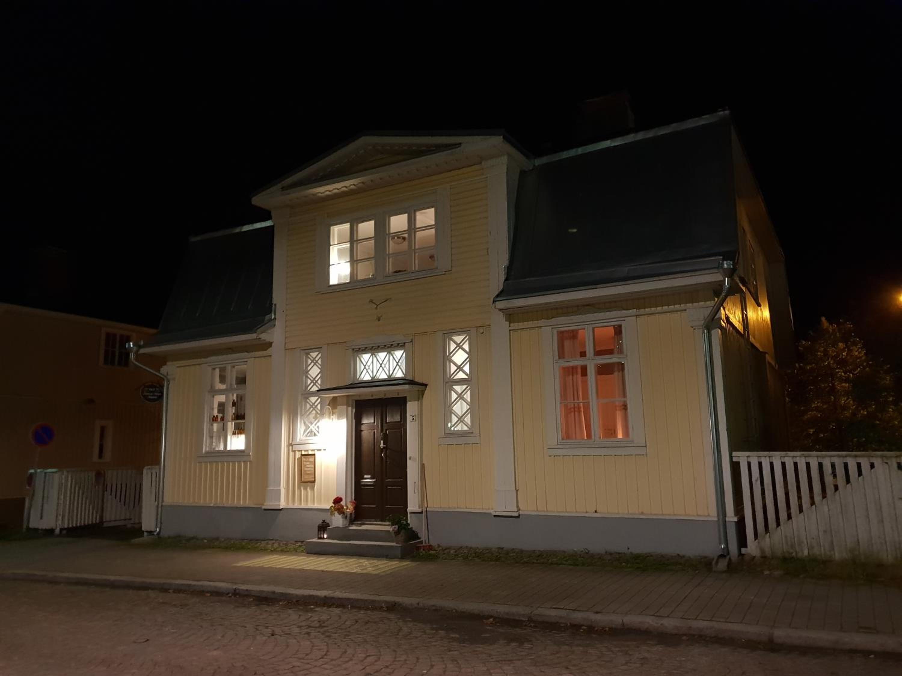 Photo 23