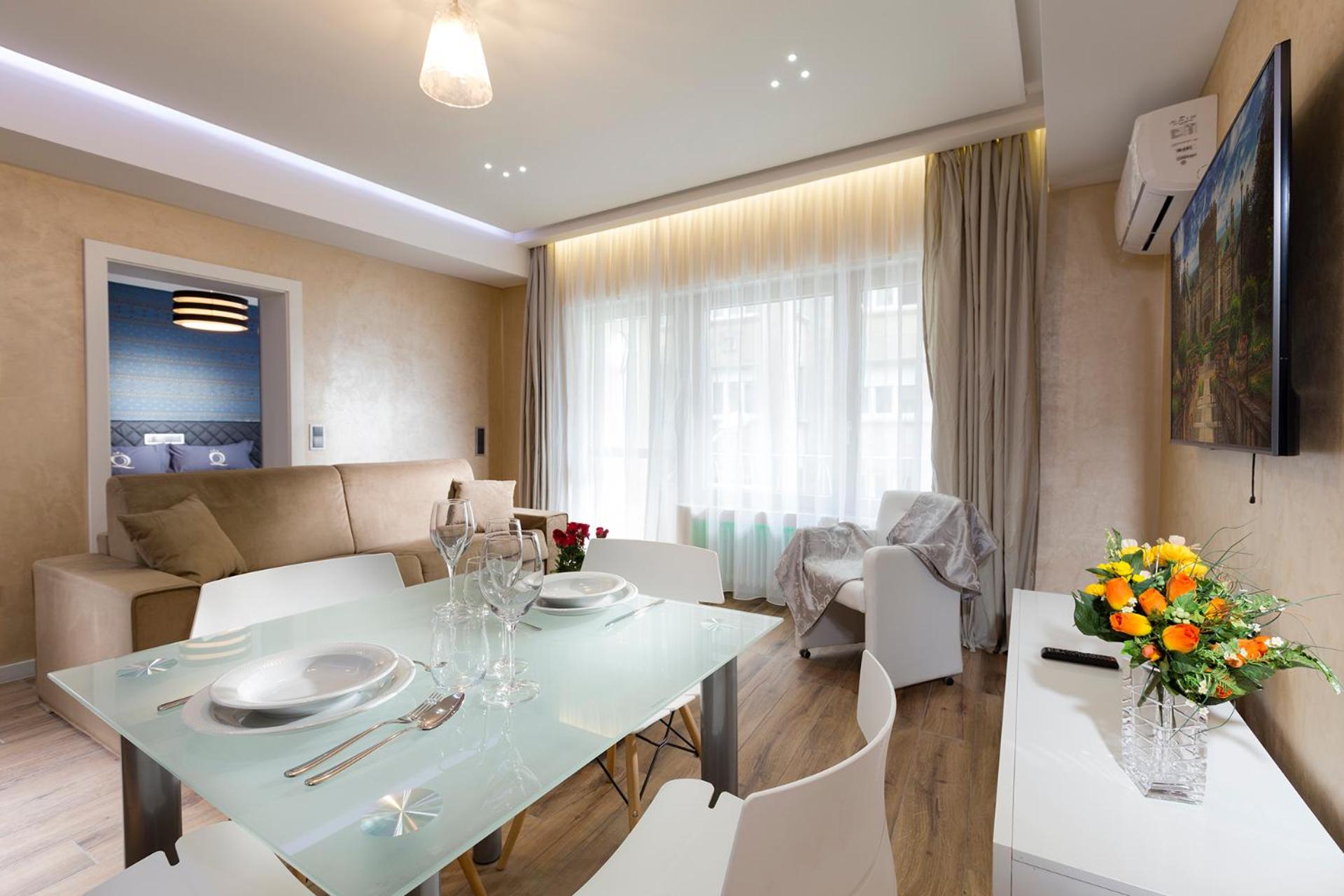 The Queen Luxury Apartments - Villa Carlotta