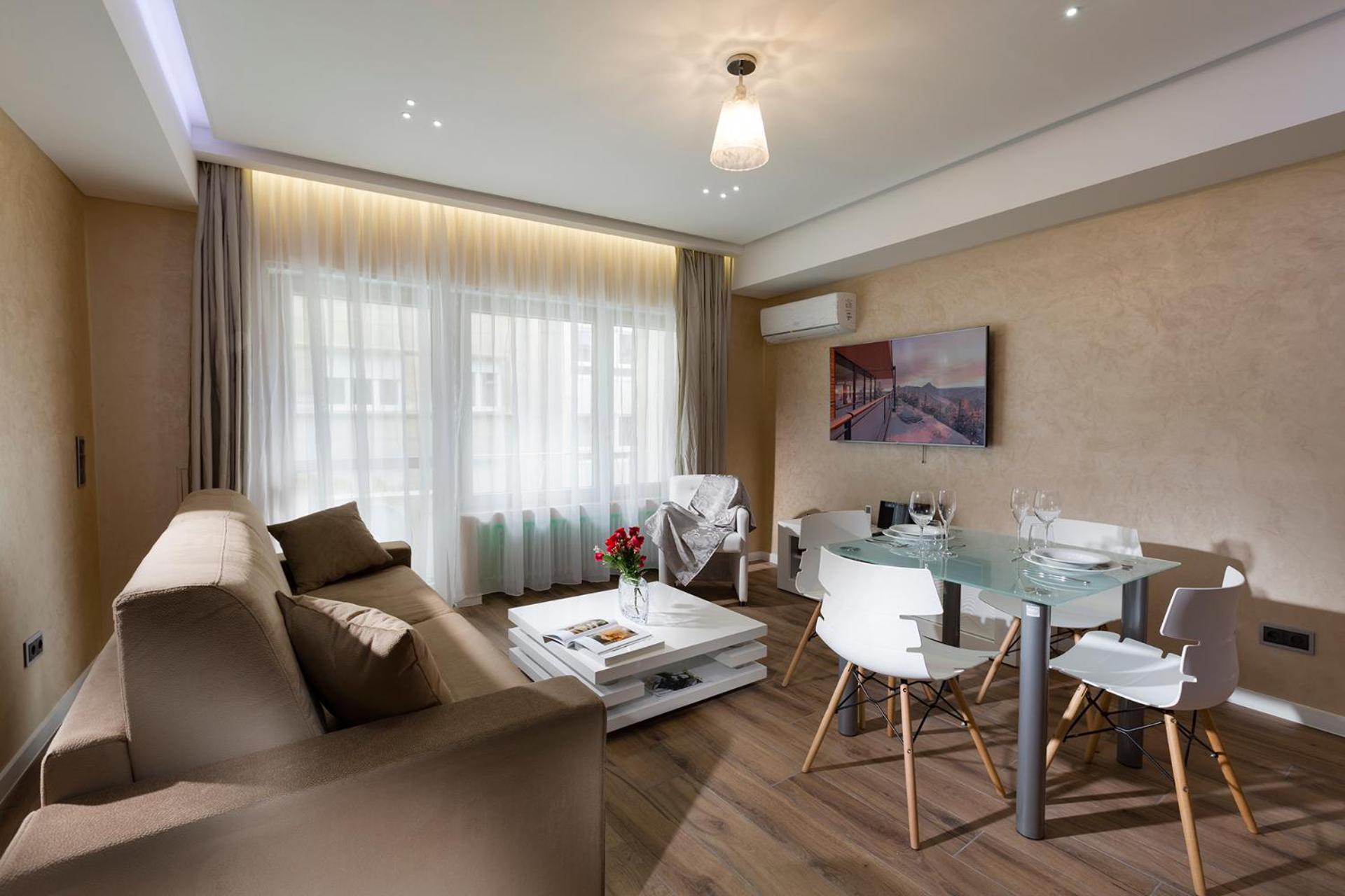 The Queen Luxury Apartments - Villa Carlotta