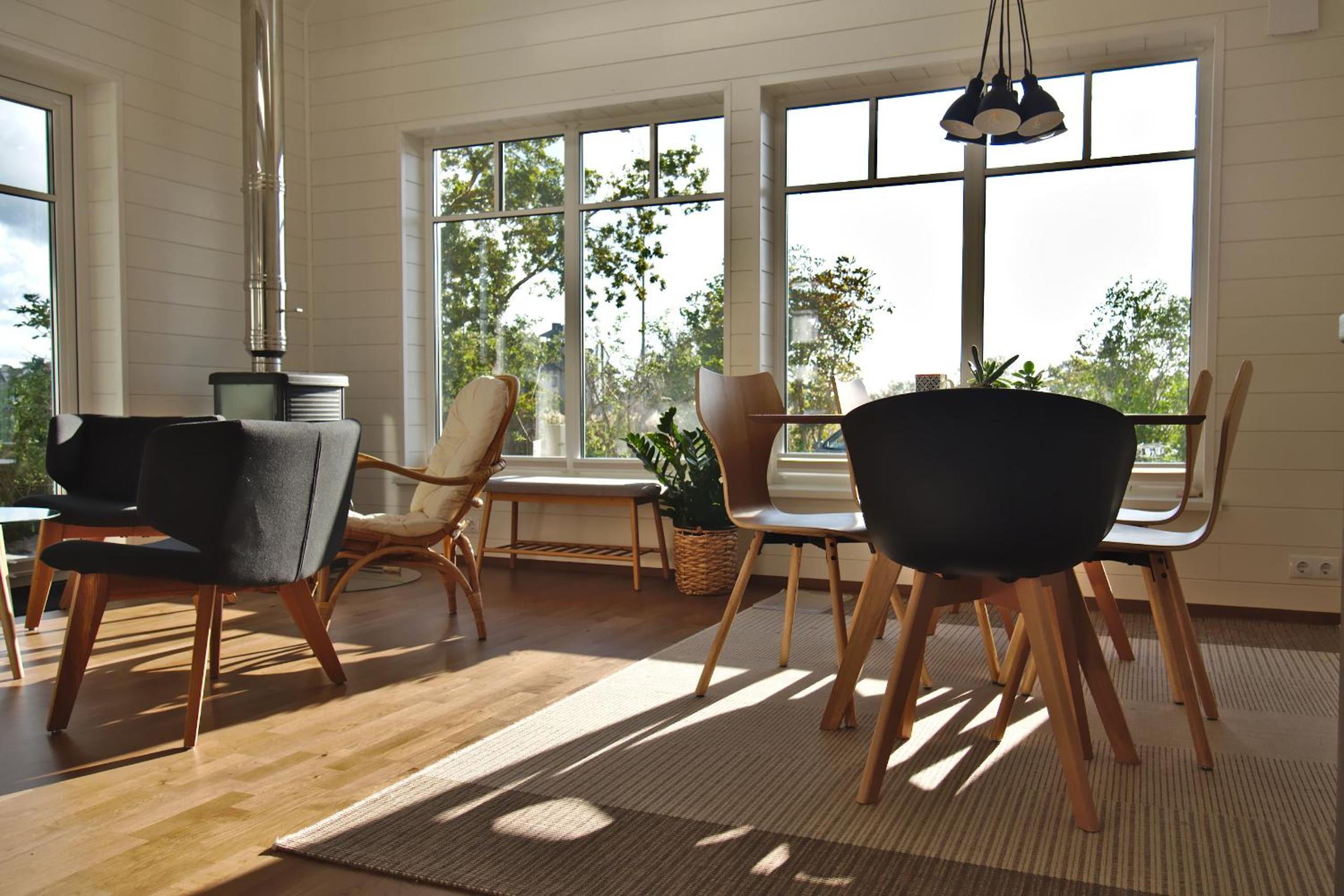 Holmi Maja view 2