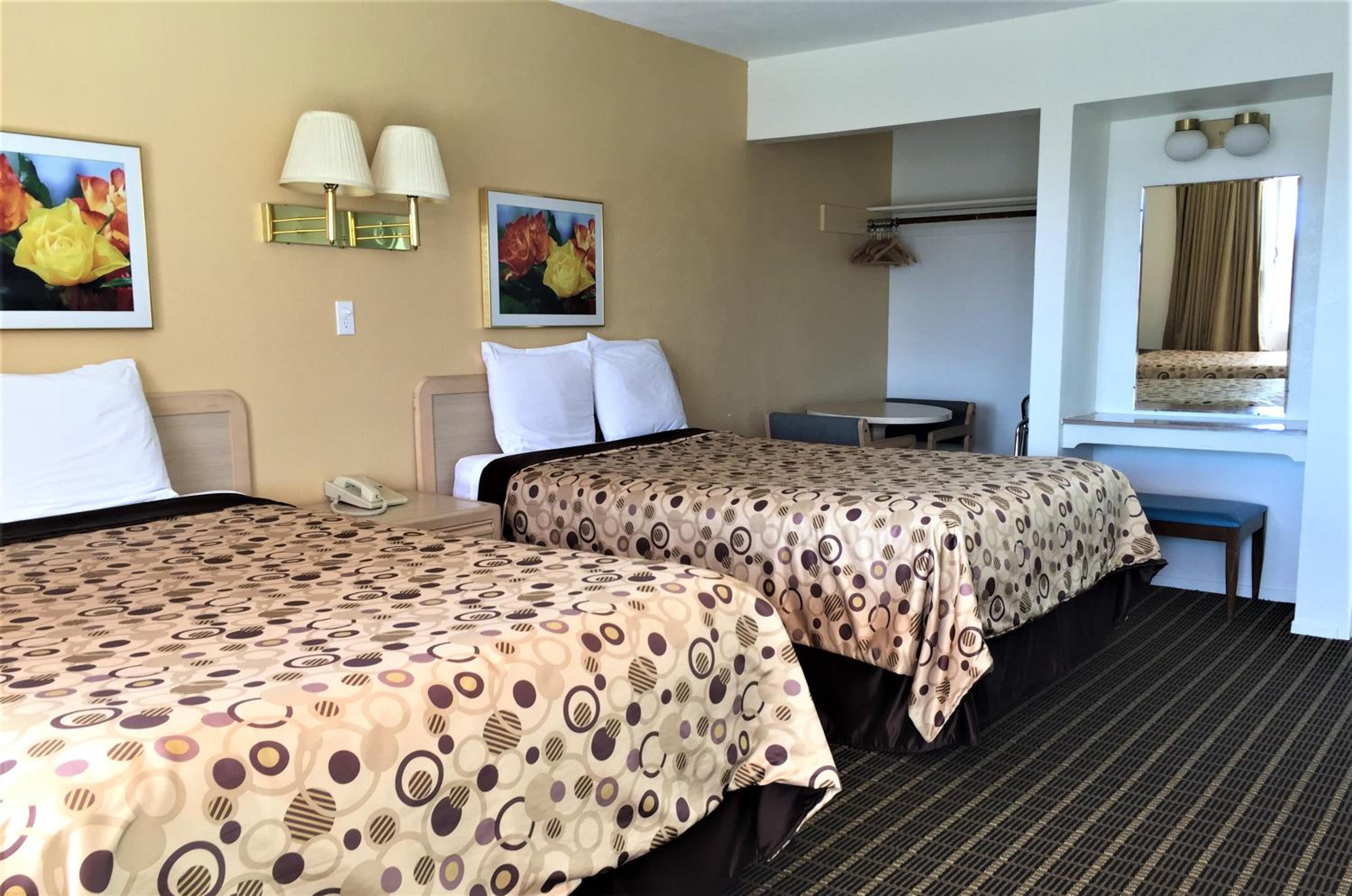 Ramblin Rose Motel