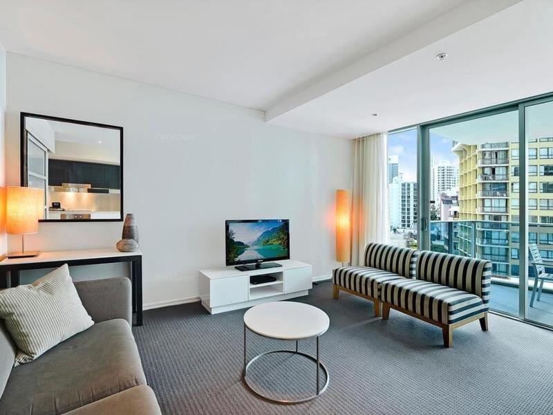 Number 1 H Residences - WiFi, Parking & More by Gold Coast Holidays