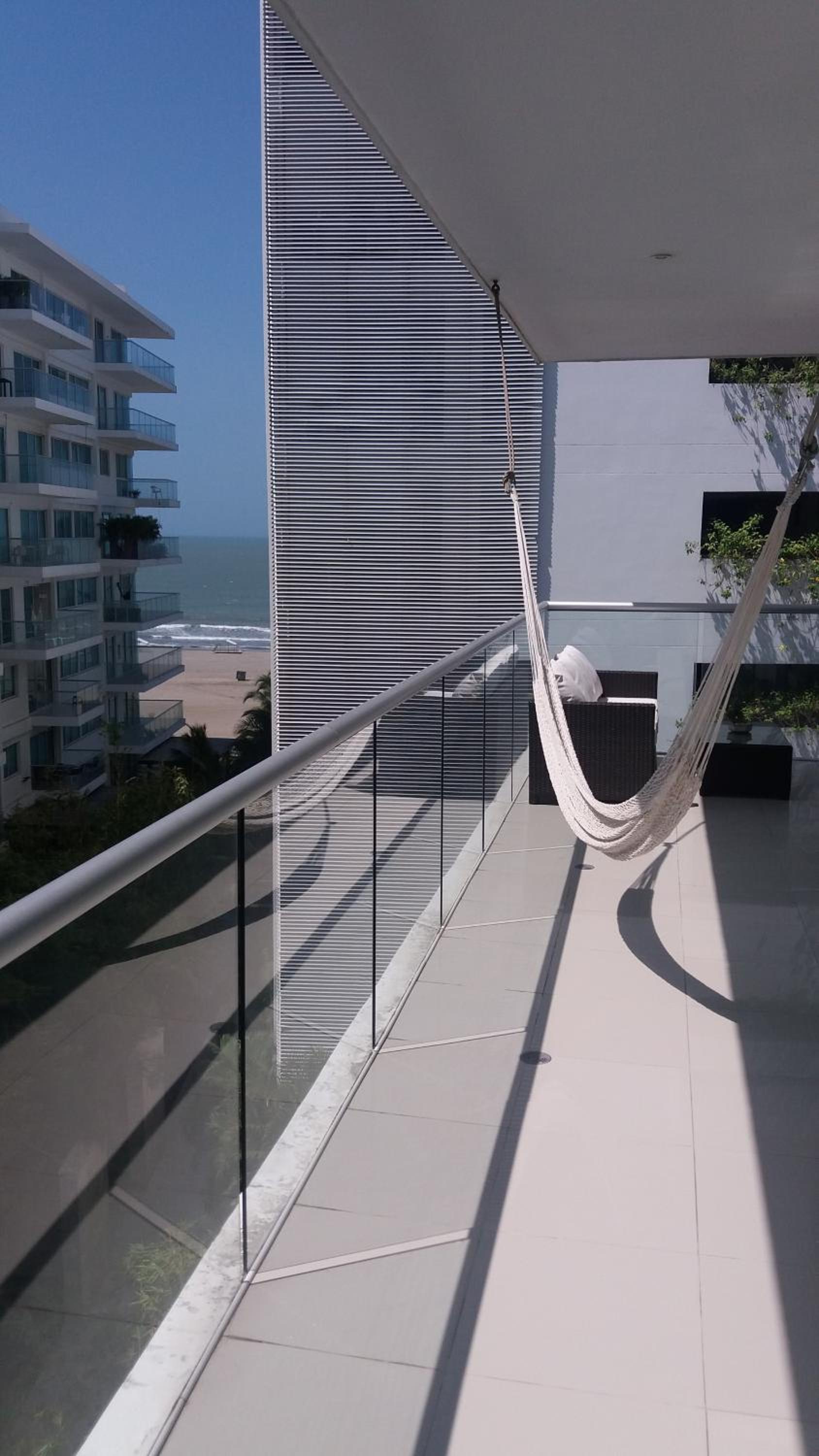 Cartagena Beach Condo - 1400 sq. Ft. (130 m2) view 5