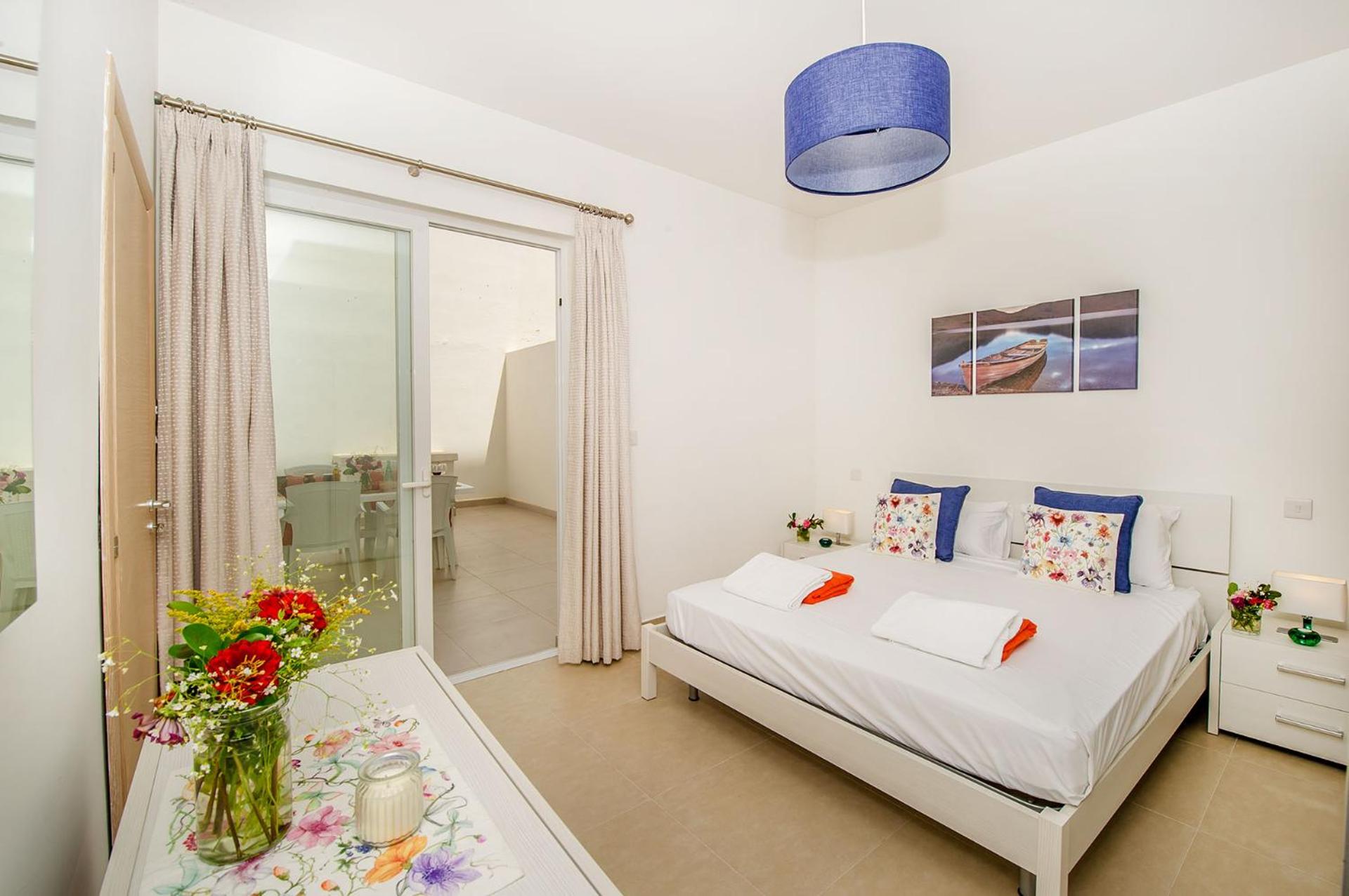 Hillock Residence Apartments