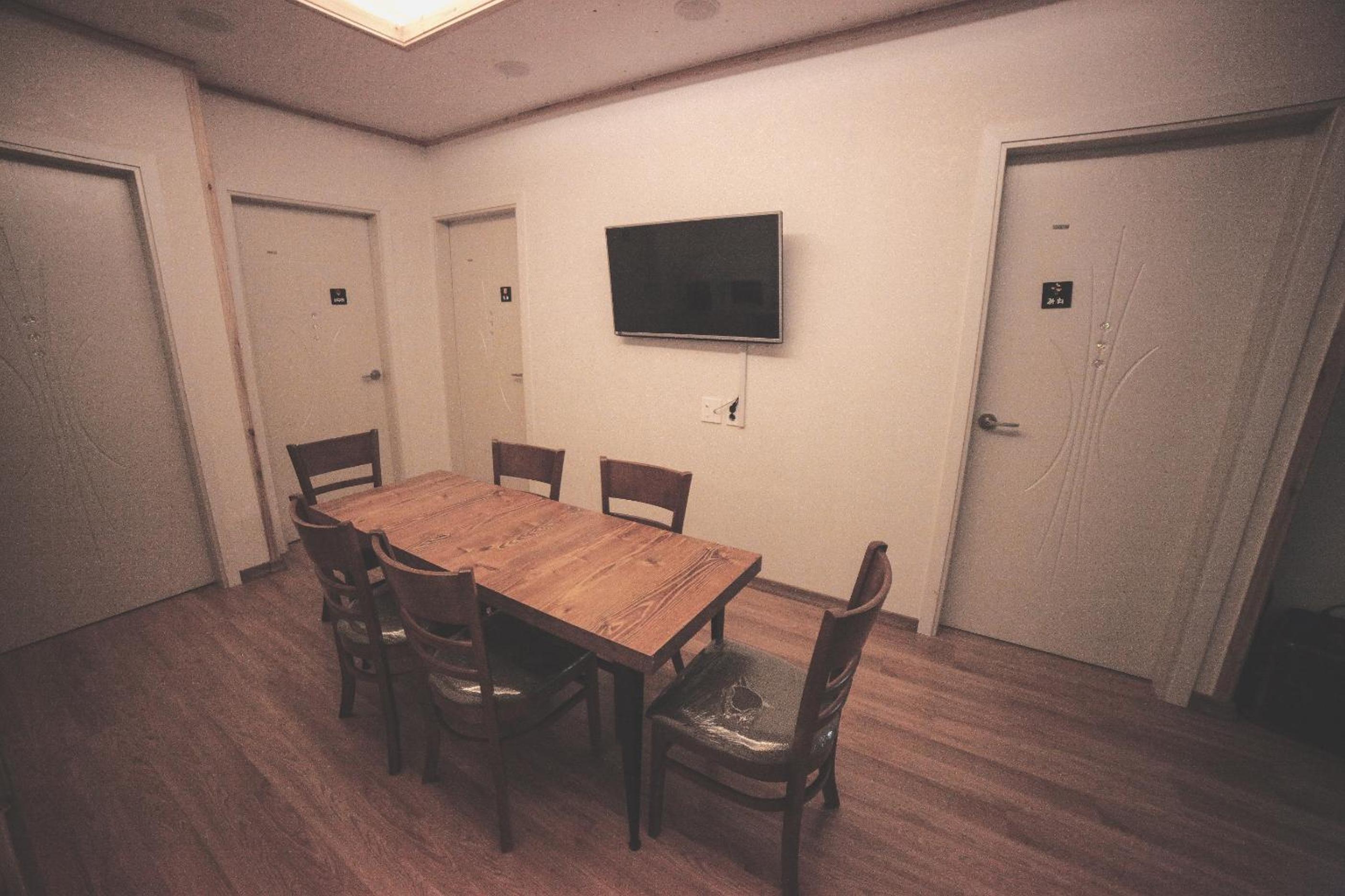 Wansangolgh Guest House view 5