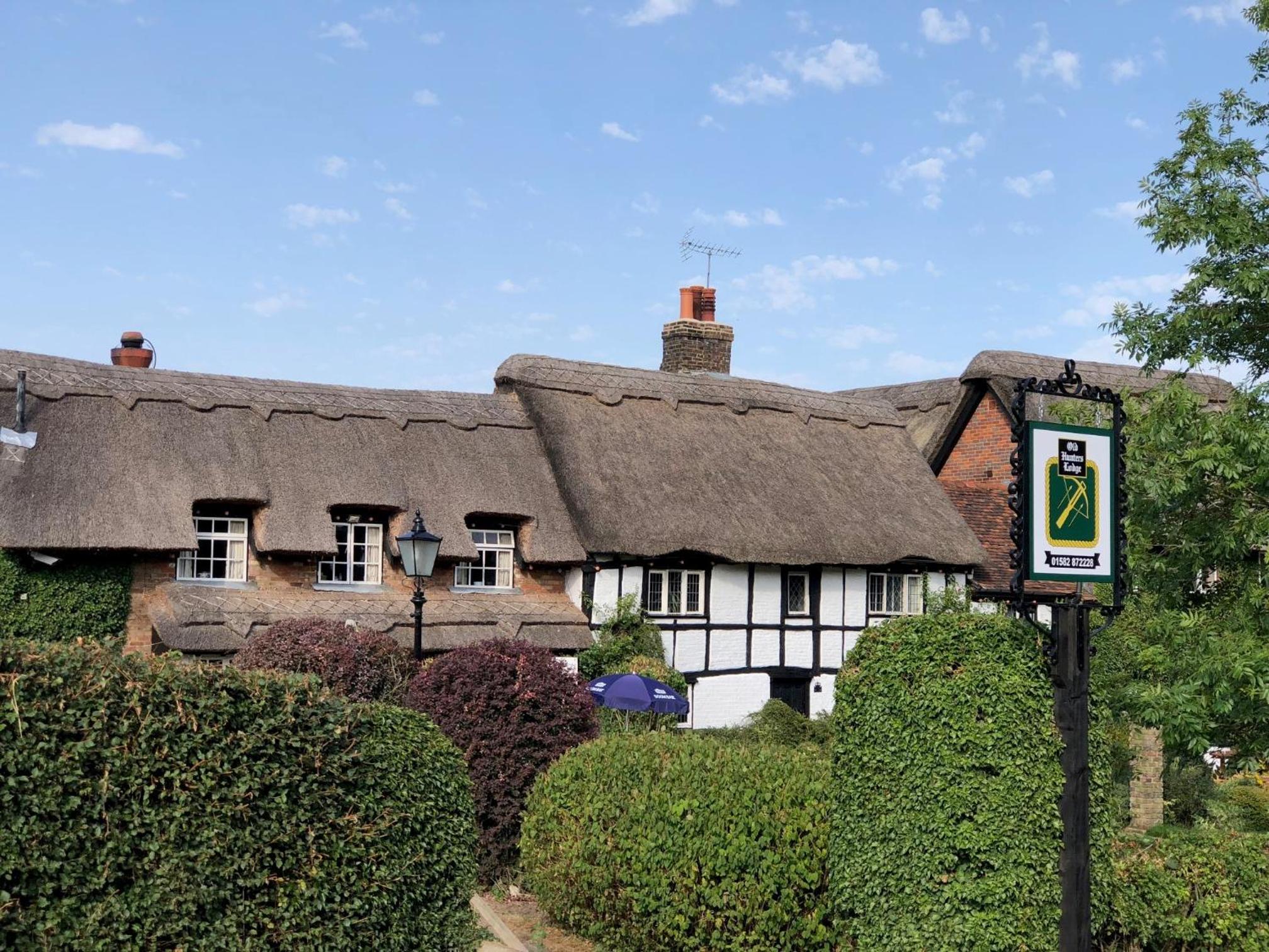 Old Hunters Lodge Whipsnade Limited view 2