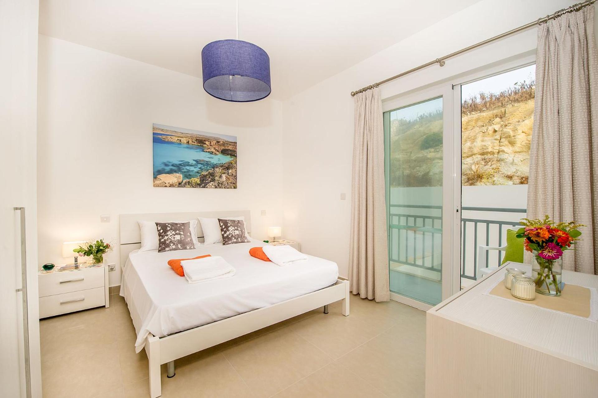 Hillock Residence Apartments