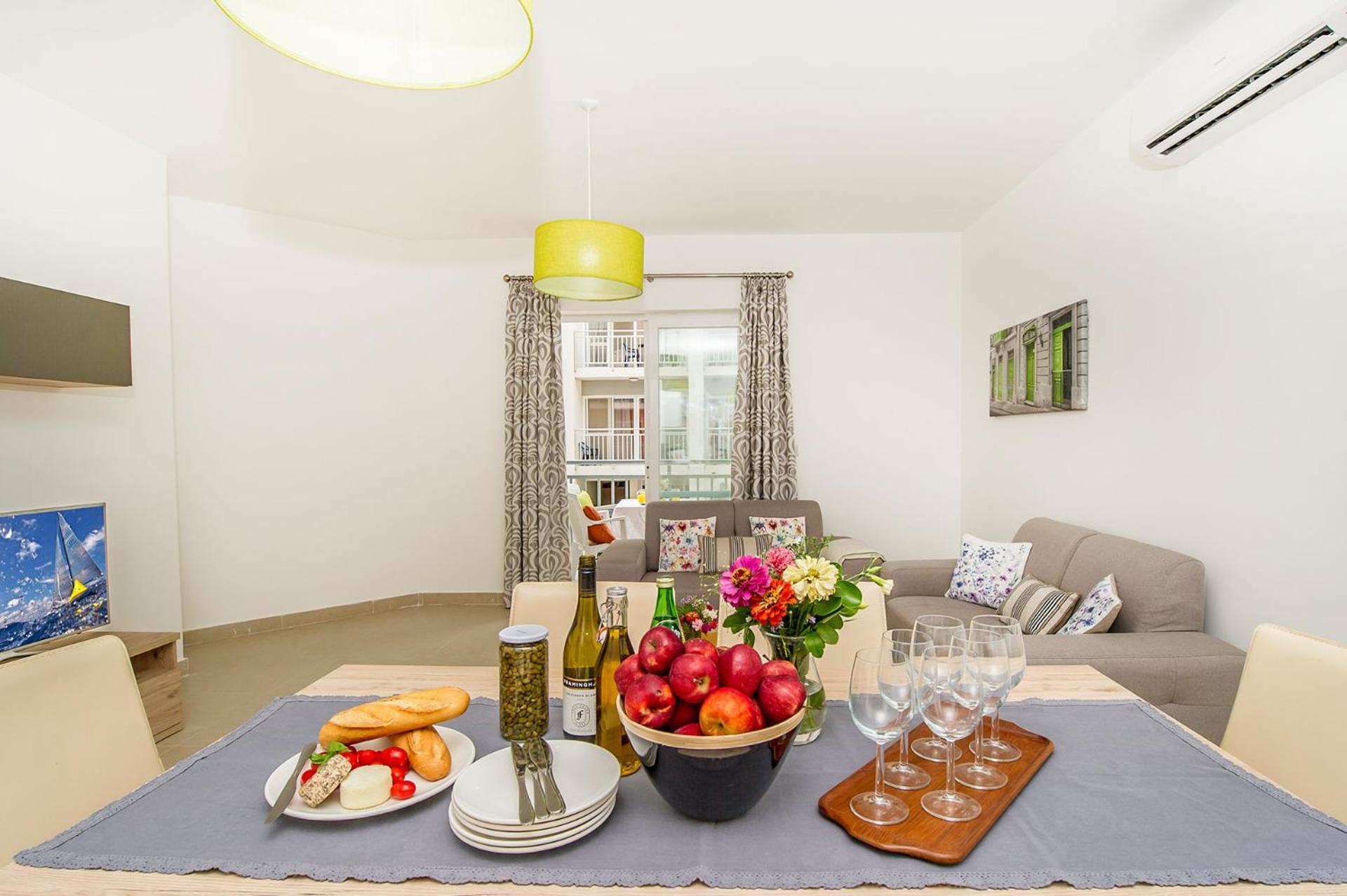 Hillock Residence Apartments