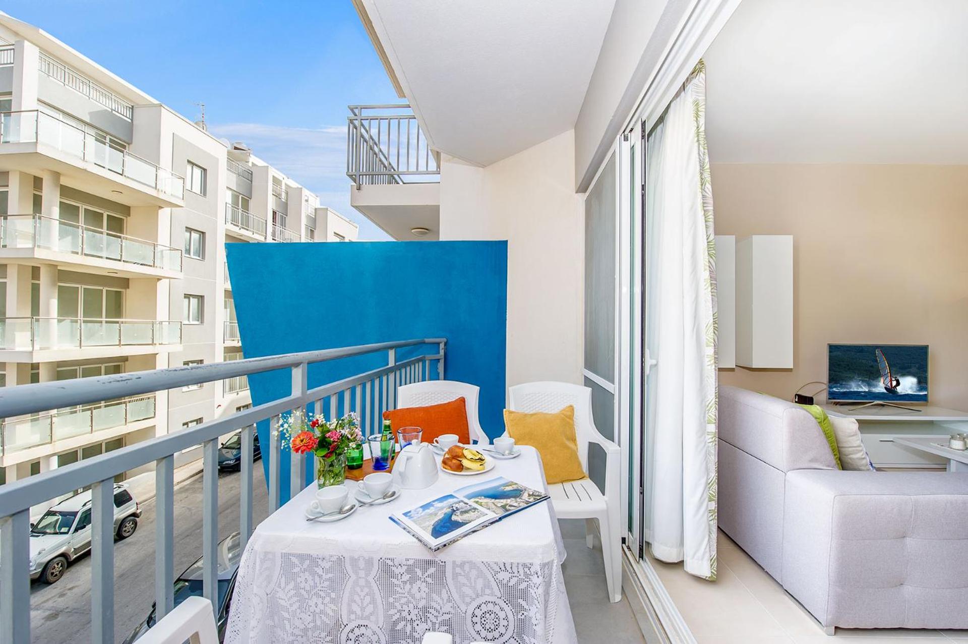 Hillock Residence Apartments