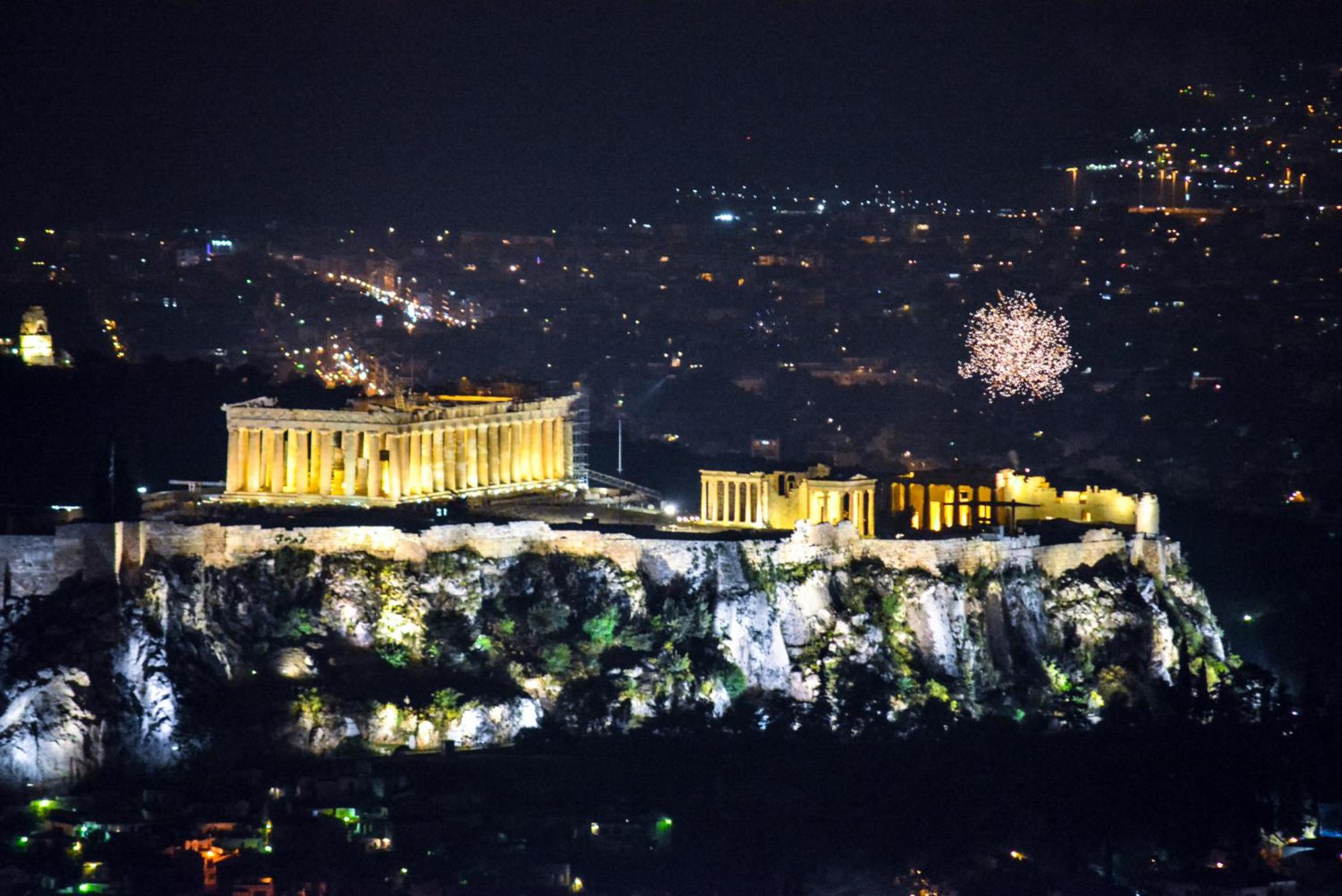 Acropolis amazing balcony view 3 minutes walking to the museum
