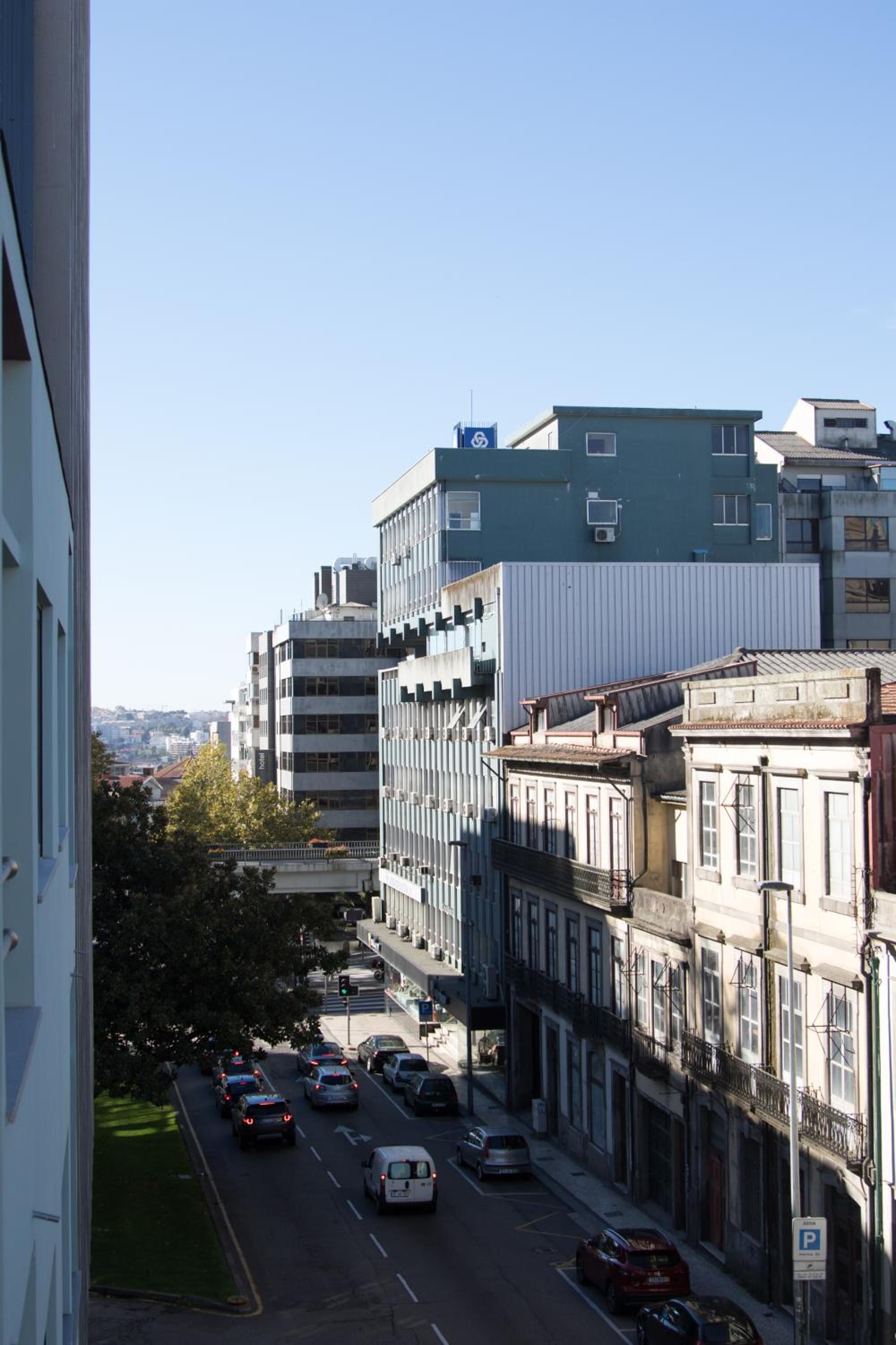 Spot Apartments