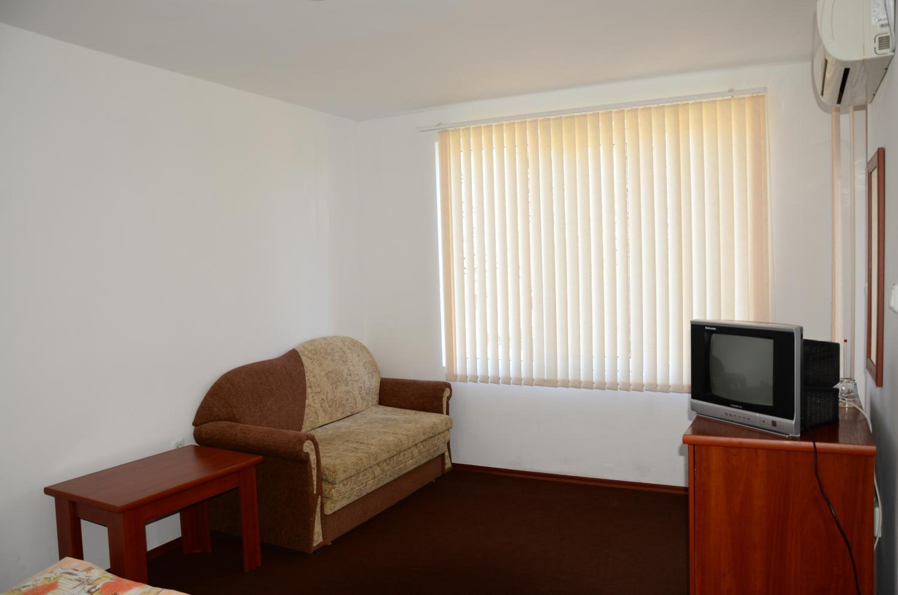 Kirovi House - guest rooms