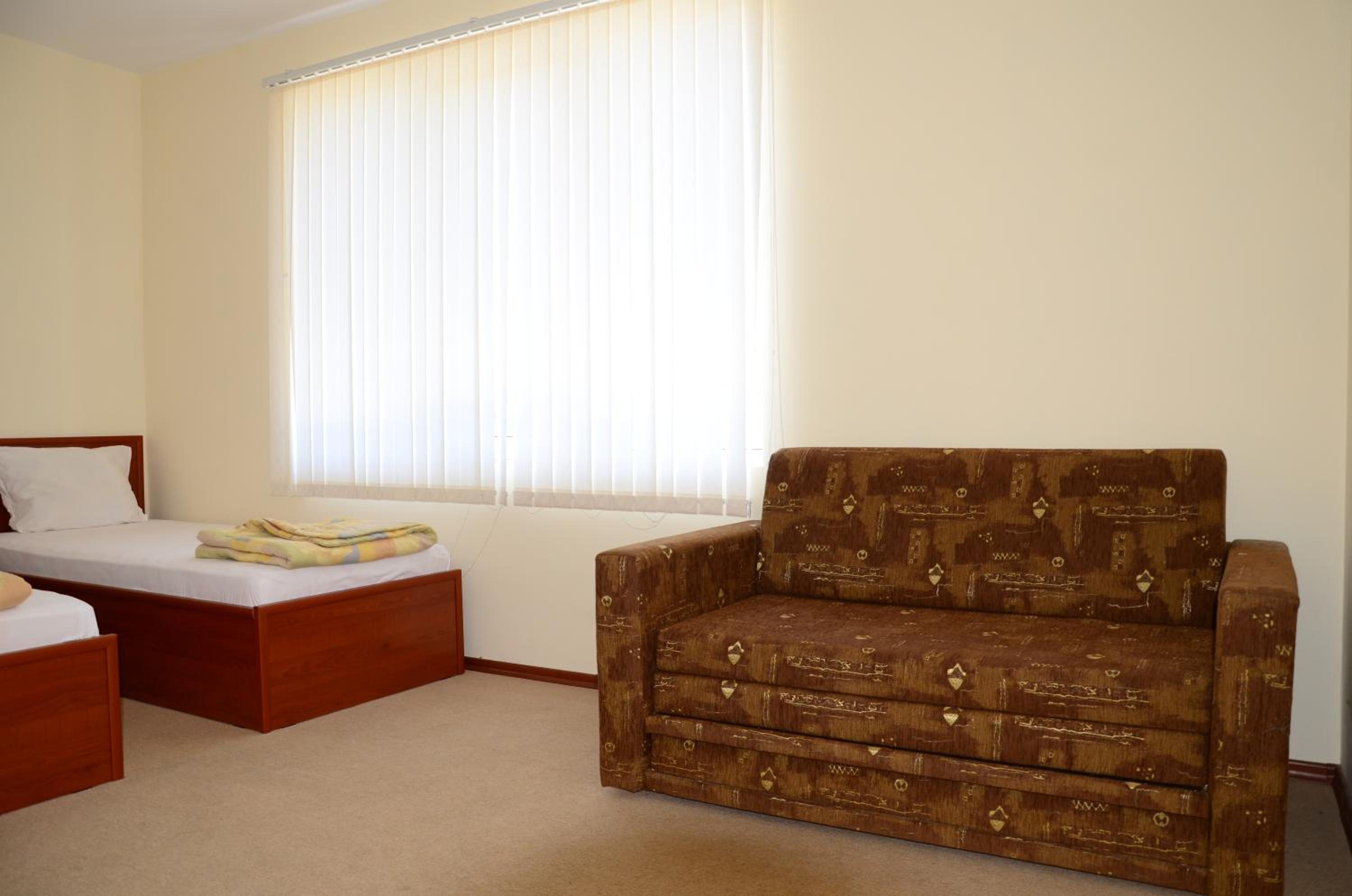 Kirovi House - guest rooms