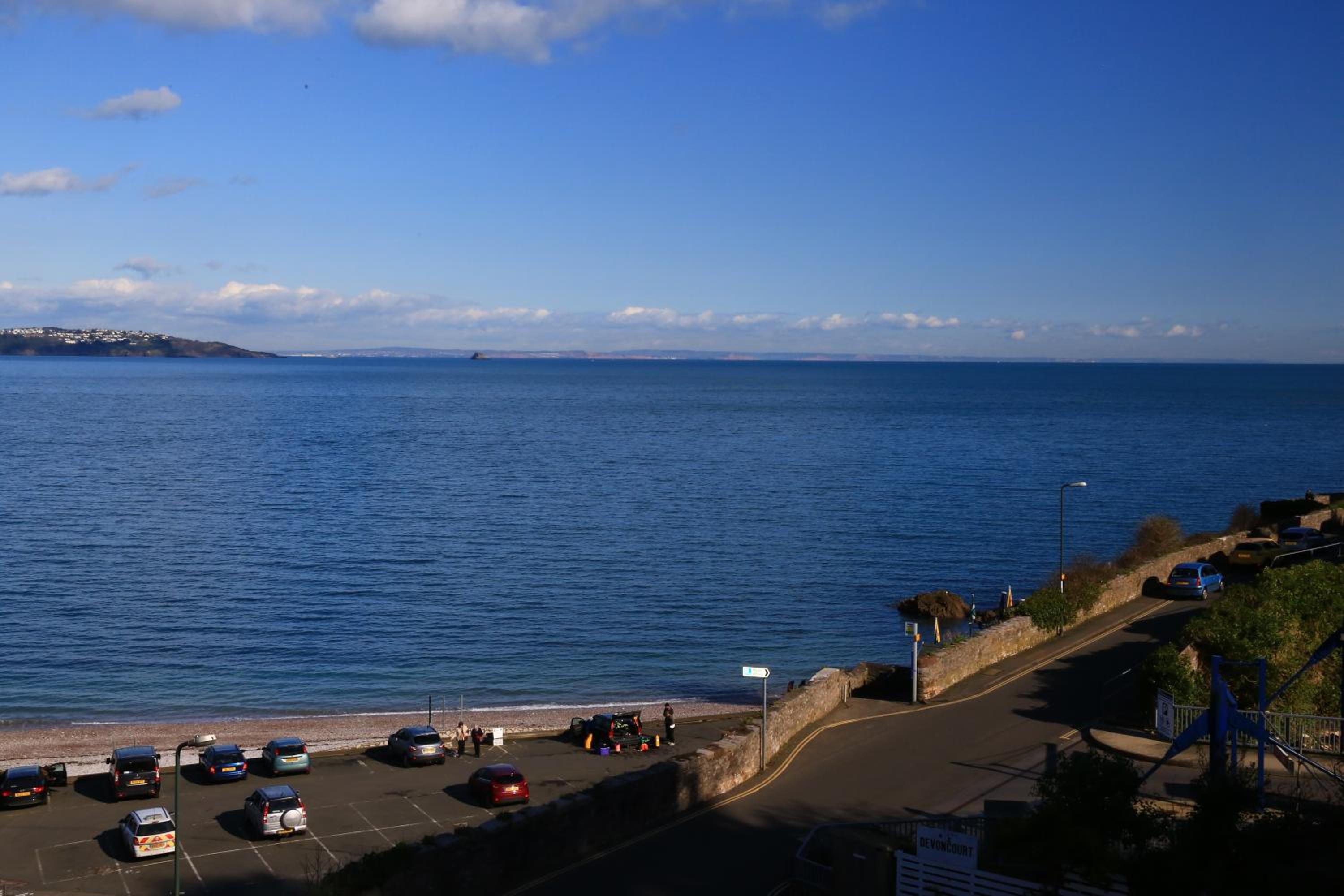 Devoncourt Devoncoast SeaView Apartments view 5