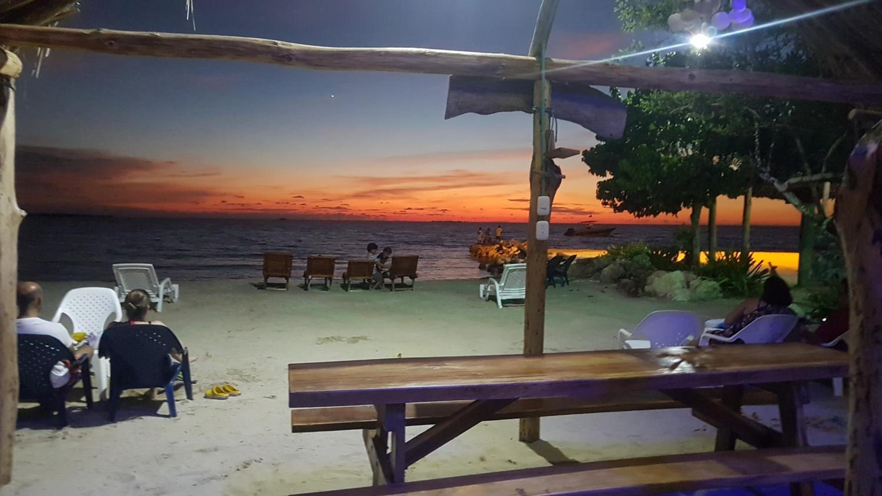 Hostel Beach House