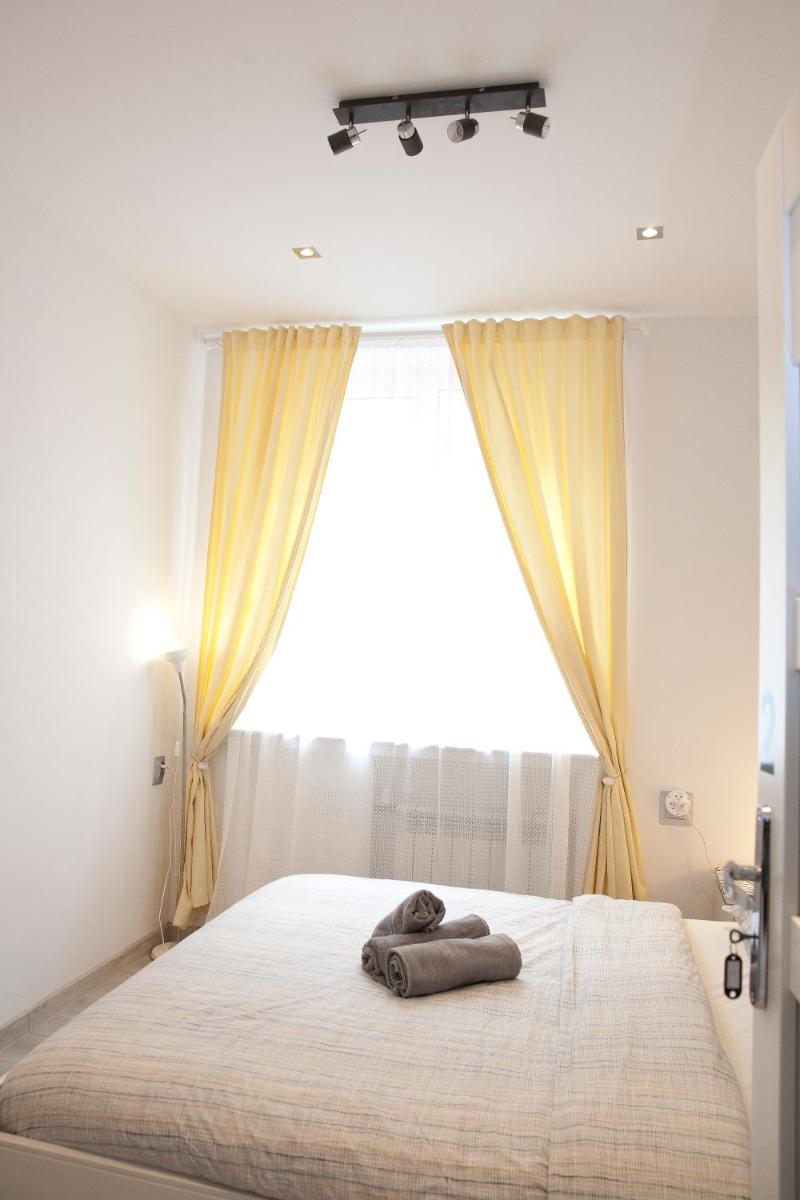 Comfortable rooms view 4