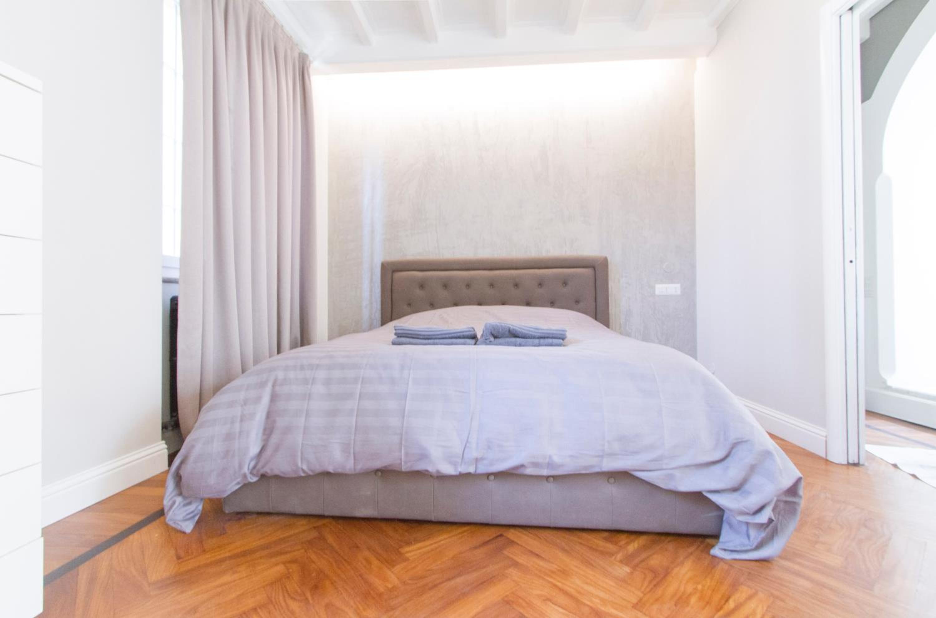 Easylife - Milano - Correnti 24 - Duomo