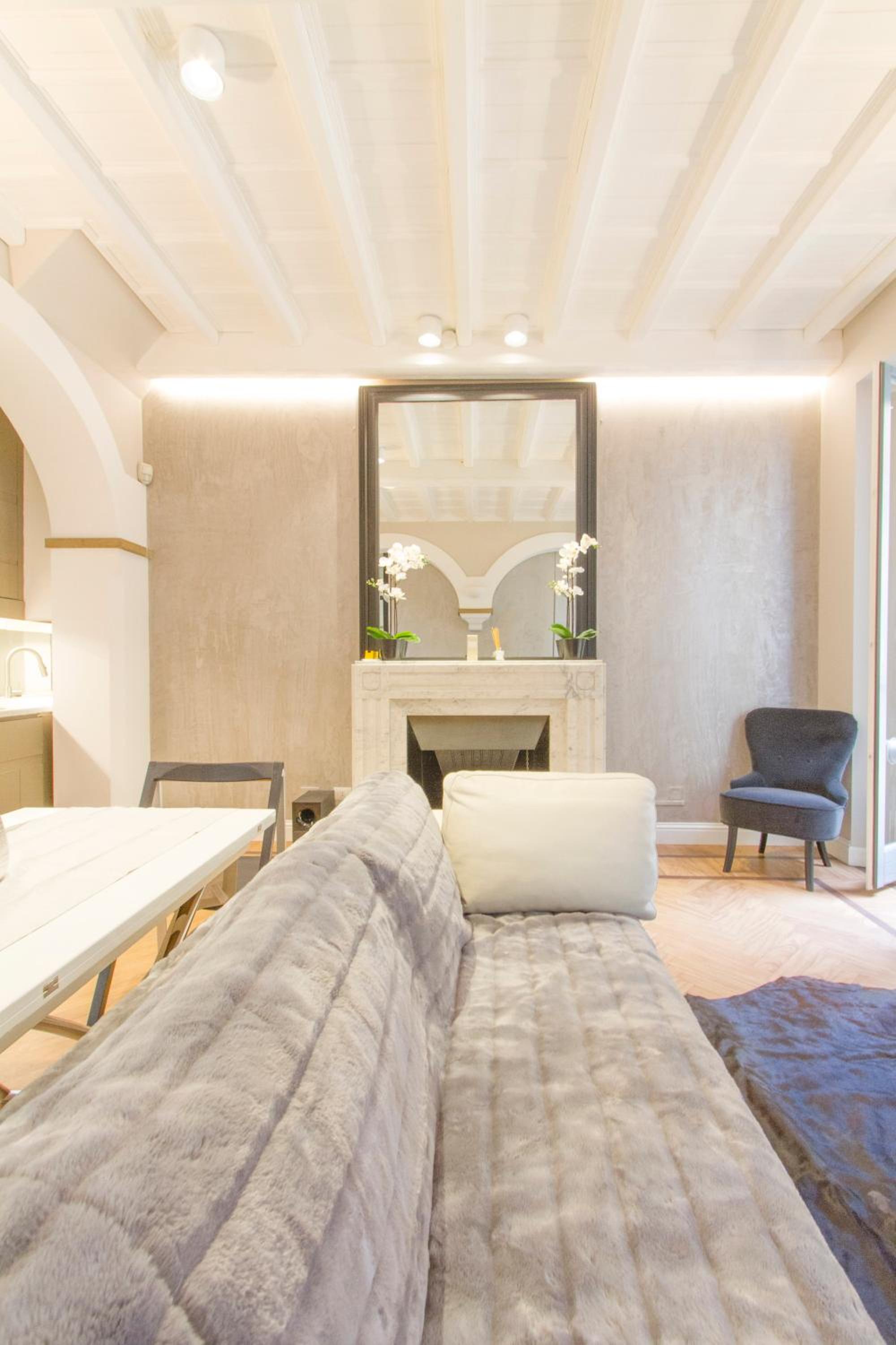 Easylife - Milano - Correnti 24 - Duomo