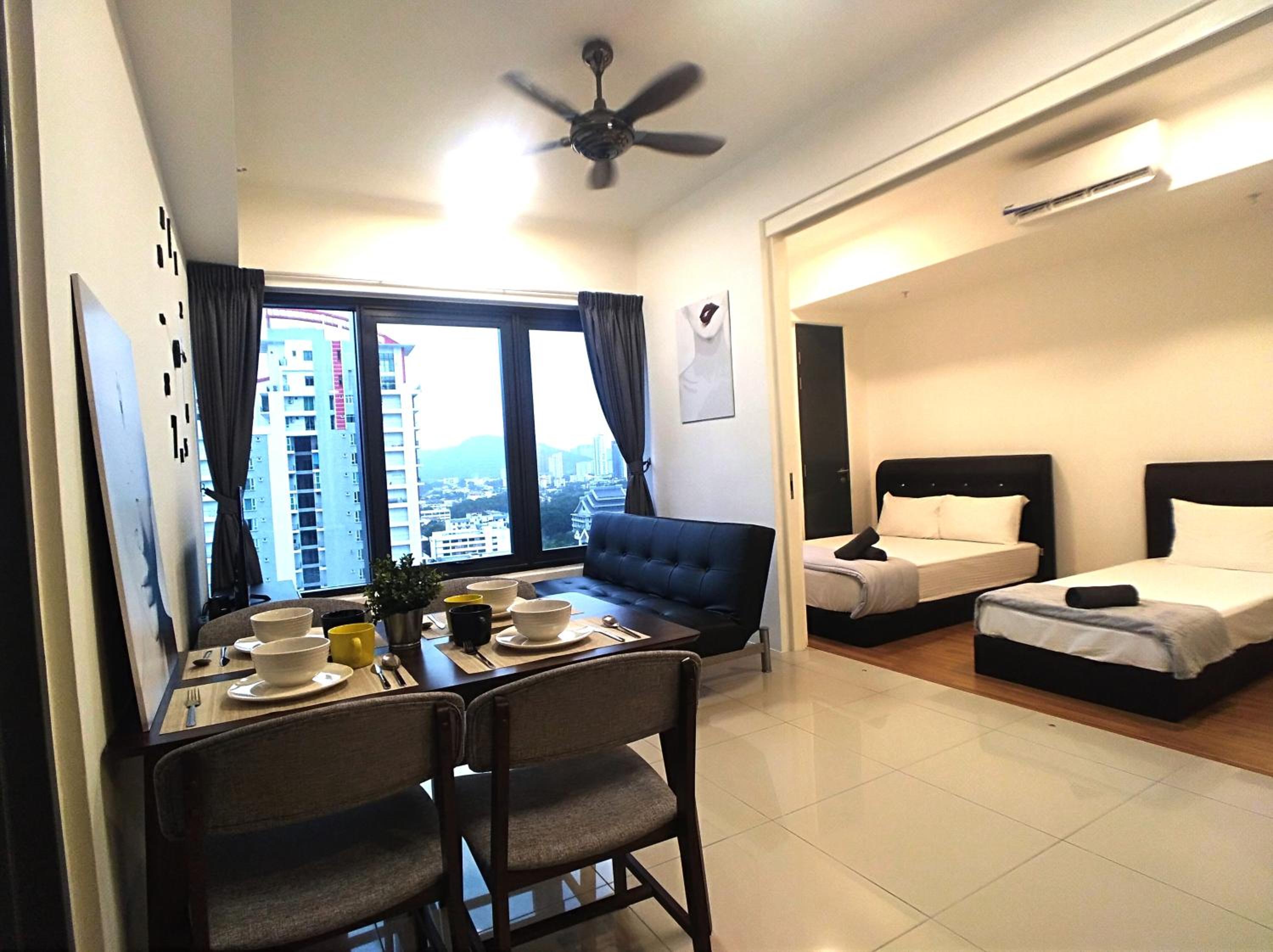 Georgetown City View Condo Tropicana 218 Macalister photo 1