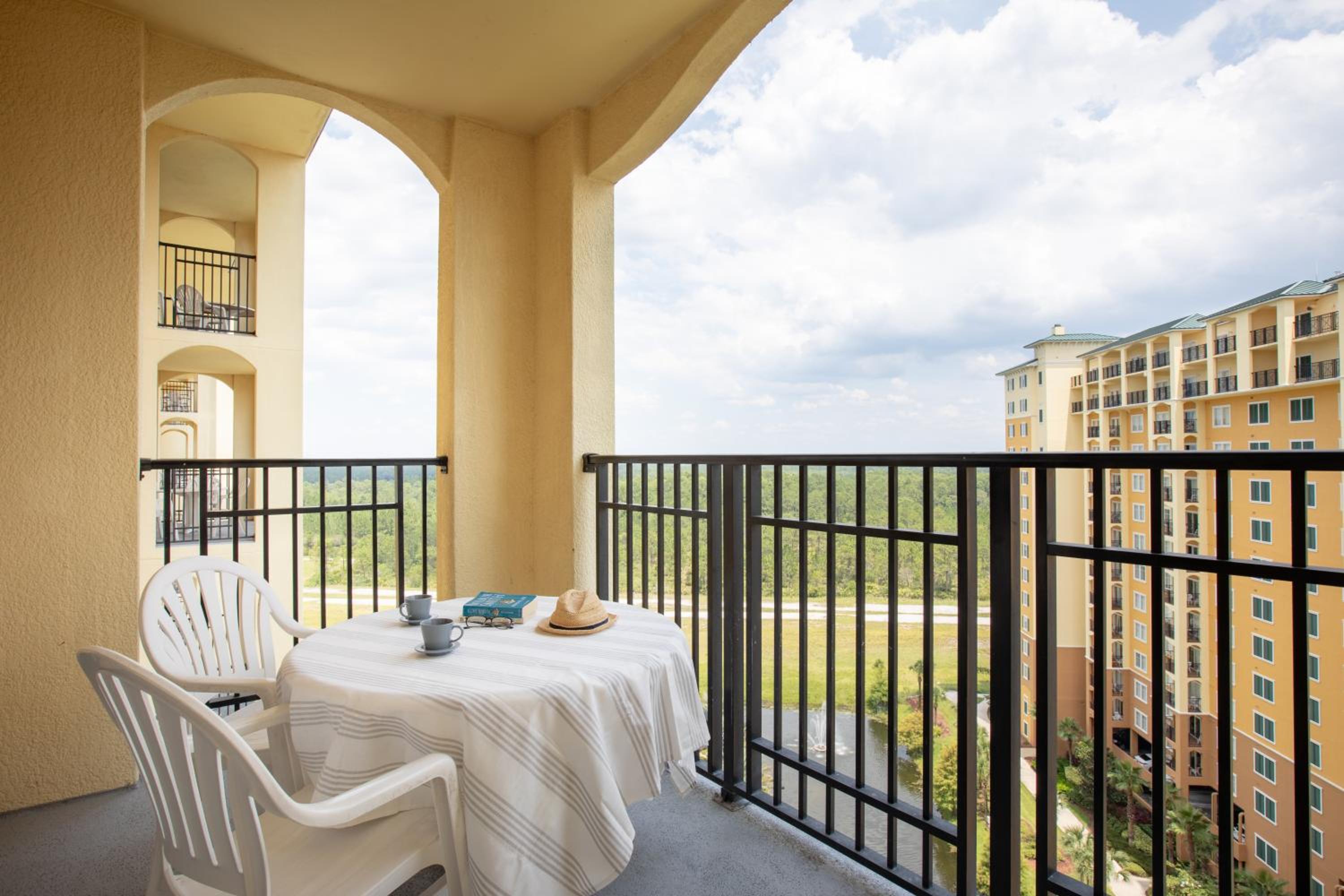 Lake Buena Vista Resort Village and Spa, Near Disney