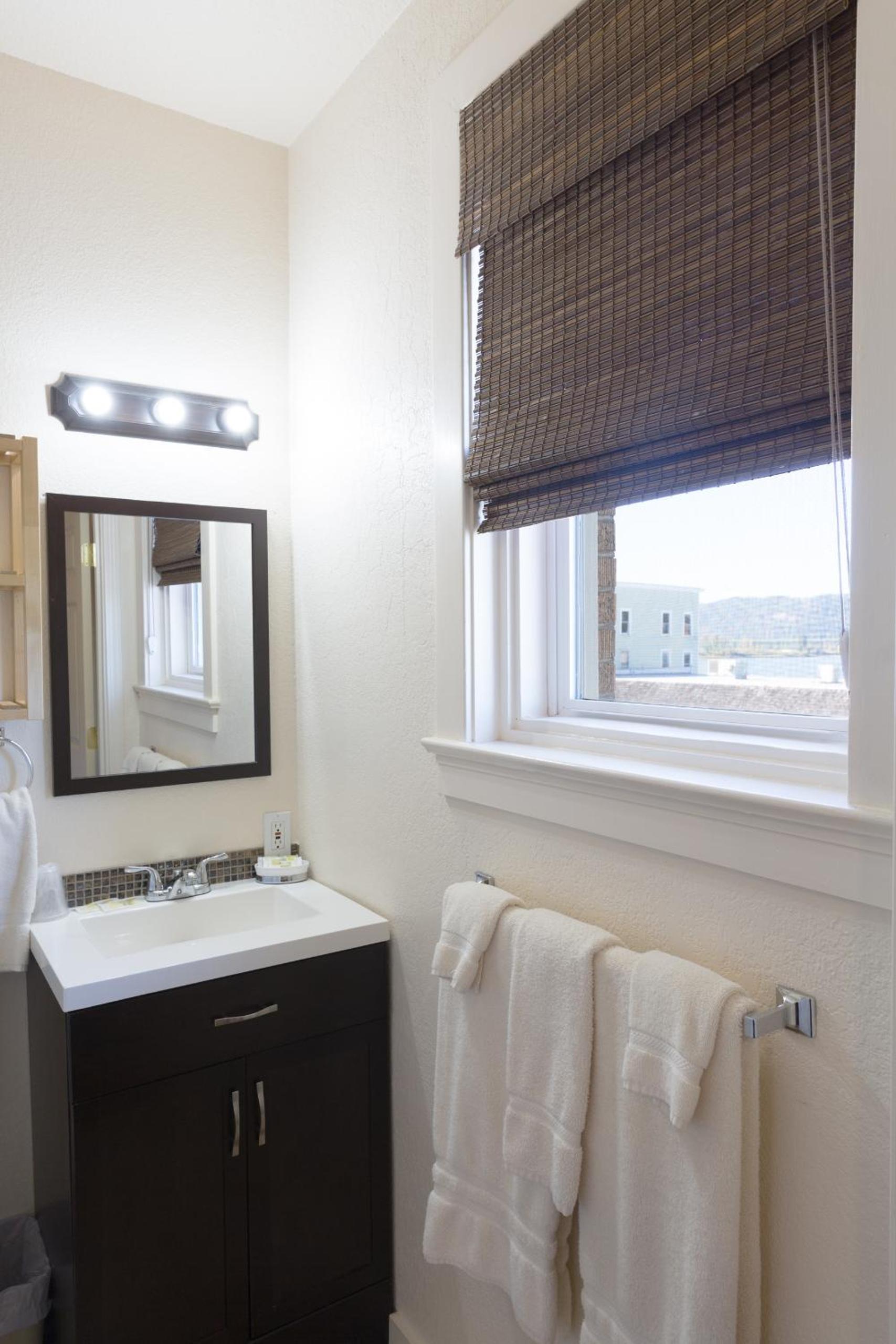 Hotel Cathlamet