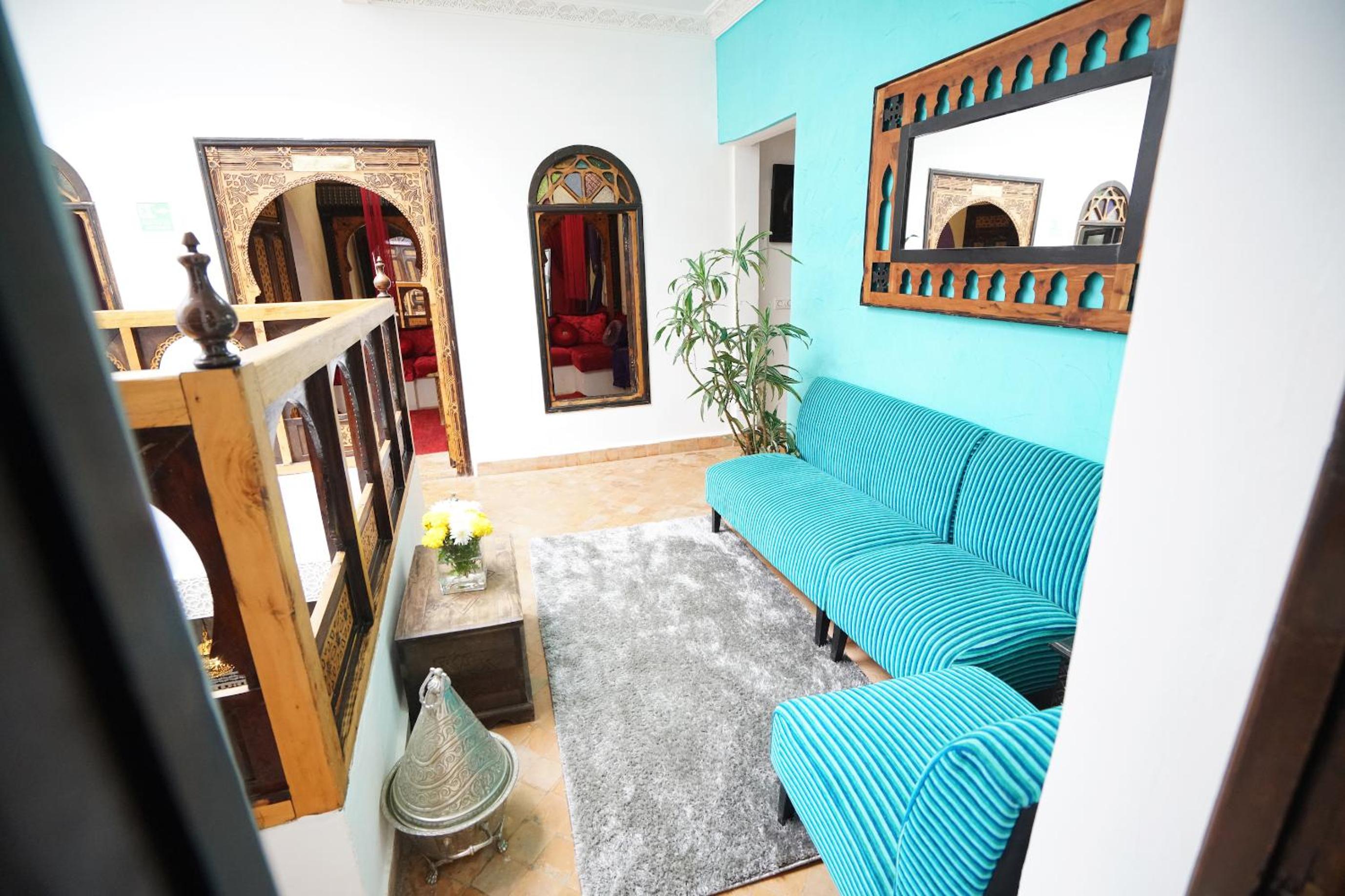 lounge