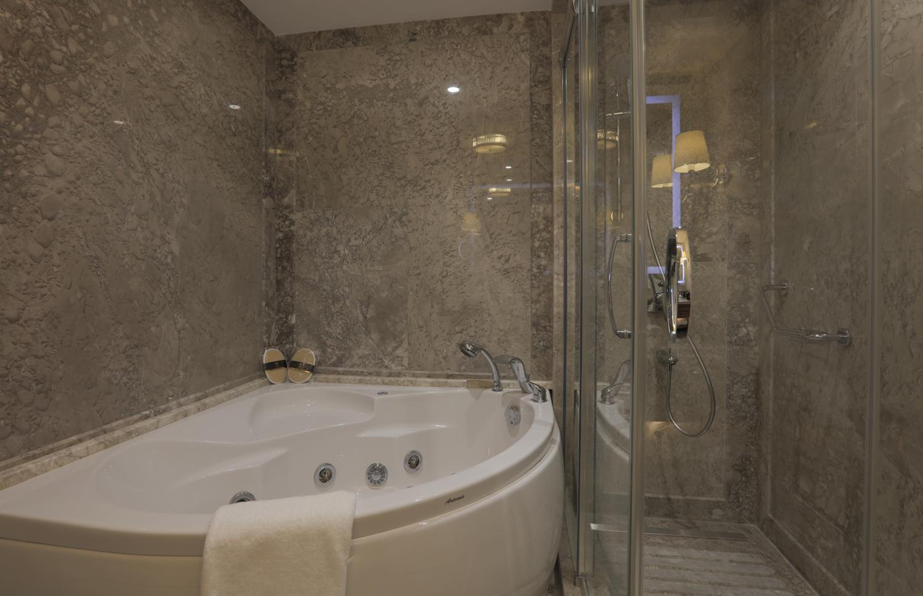 Latanya Hotel Ankara - Image 16