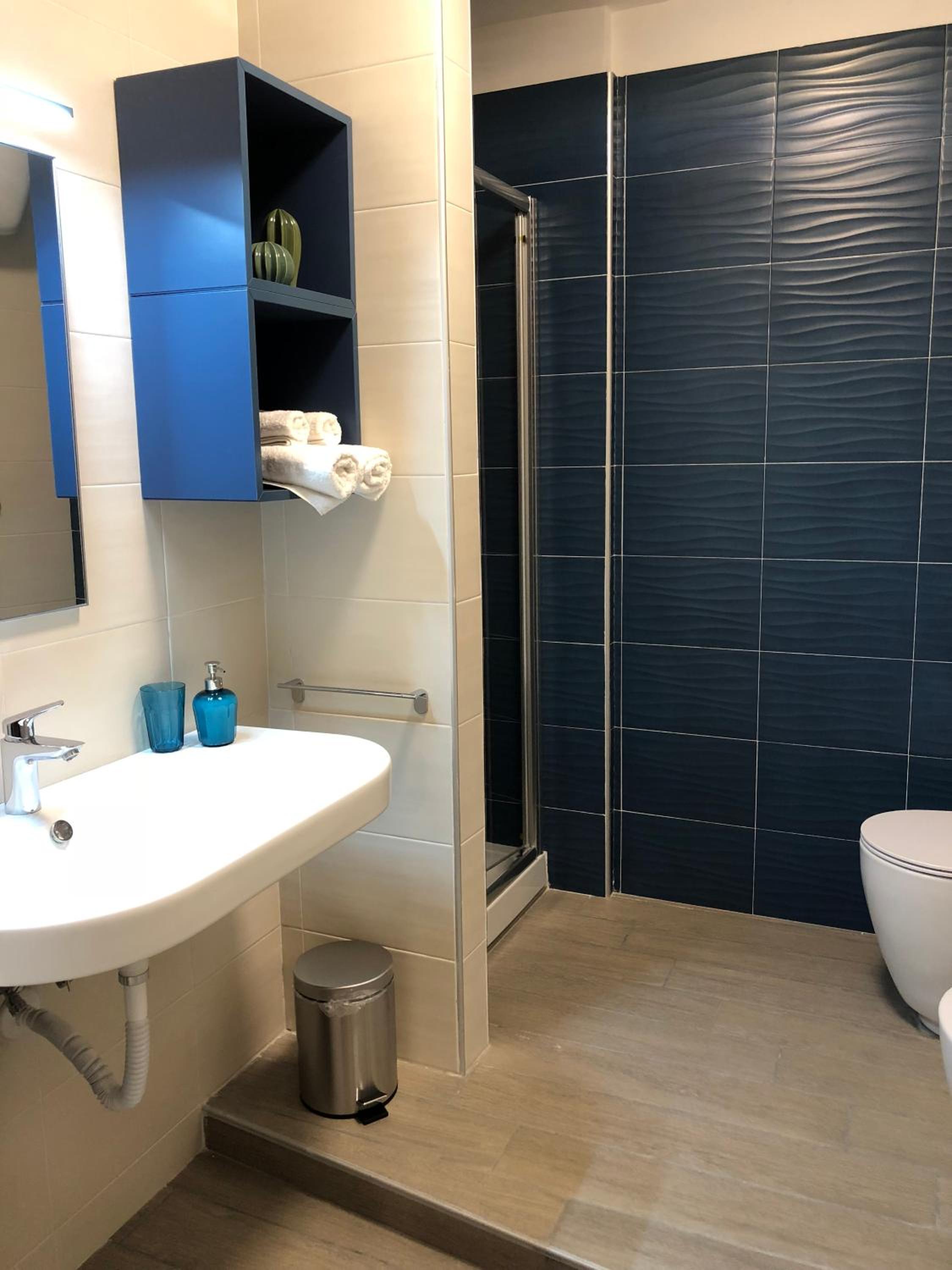 Napoli City Inn