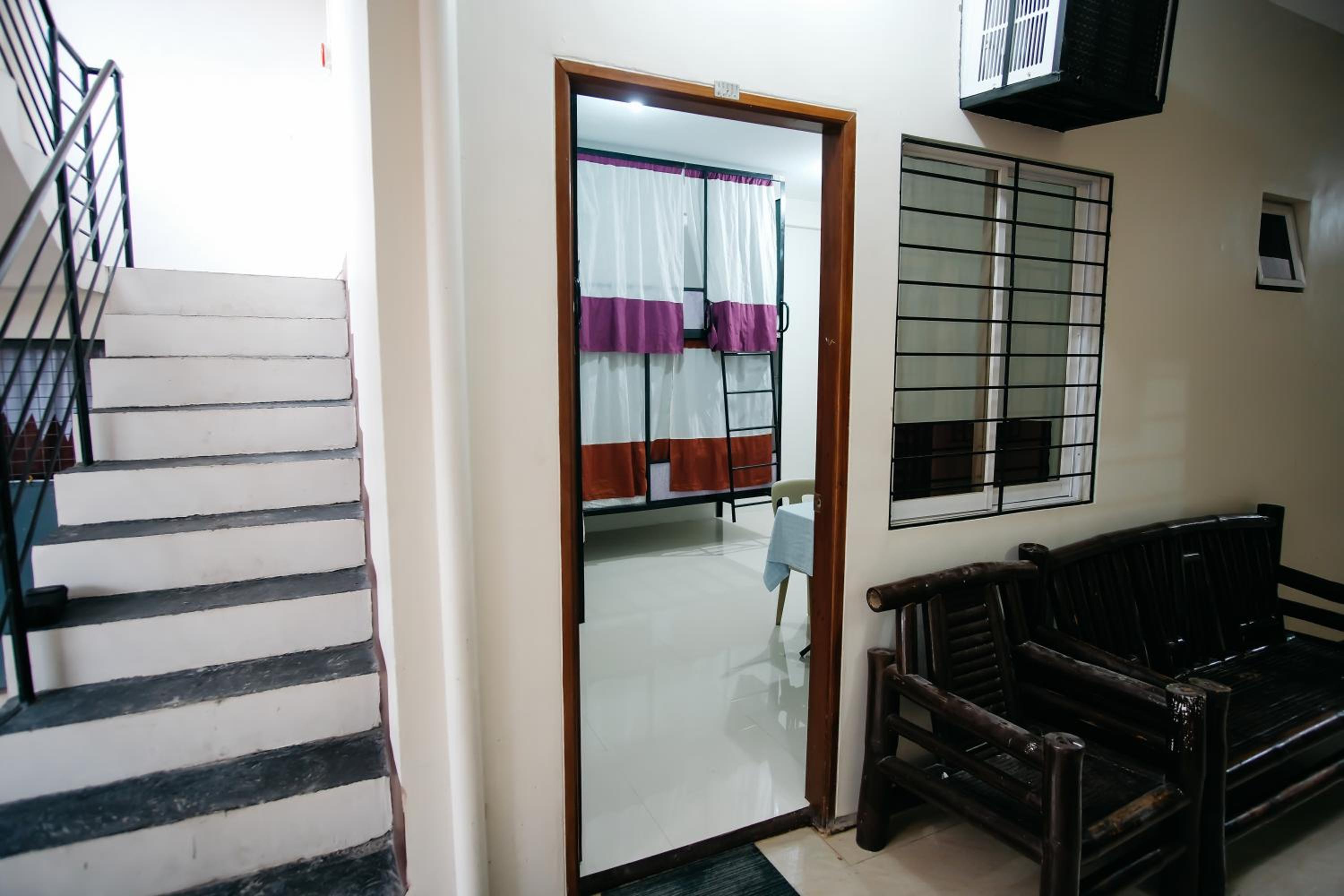 Sleepadz - Capsule Beds Dormitel in Magsaysay Ave Naga