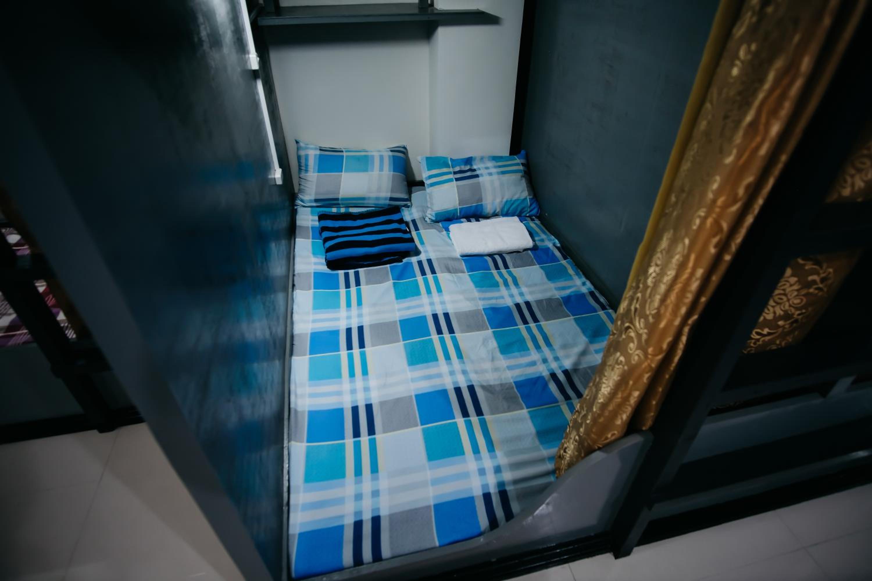 Sleepadz - Capsule Beds Dormitel in Magsaysay Ave Naga