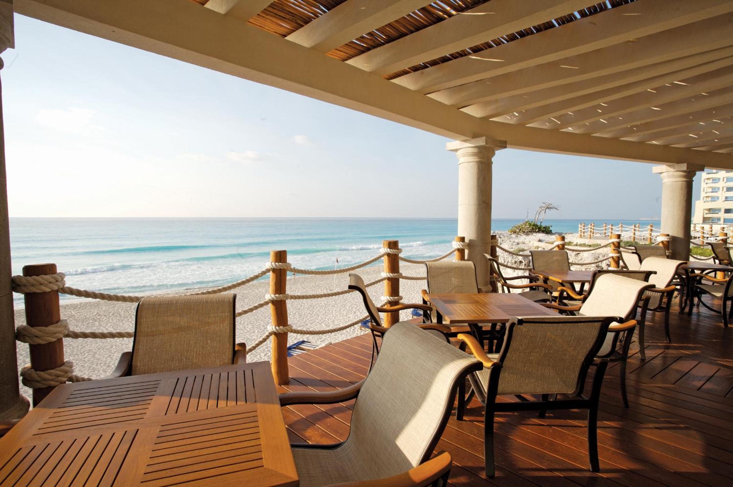 Grand Park Royal Cancún - Todo Incluido — photo 3
