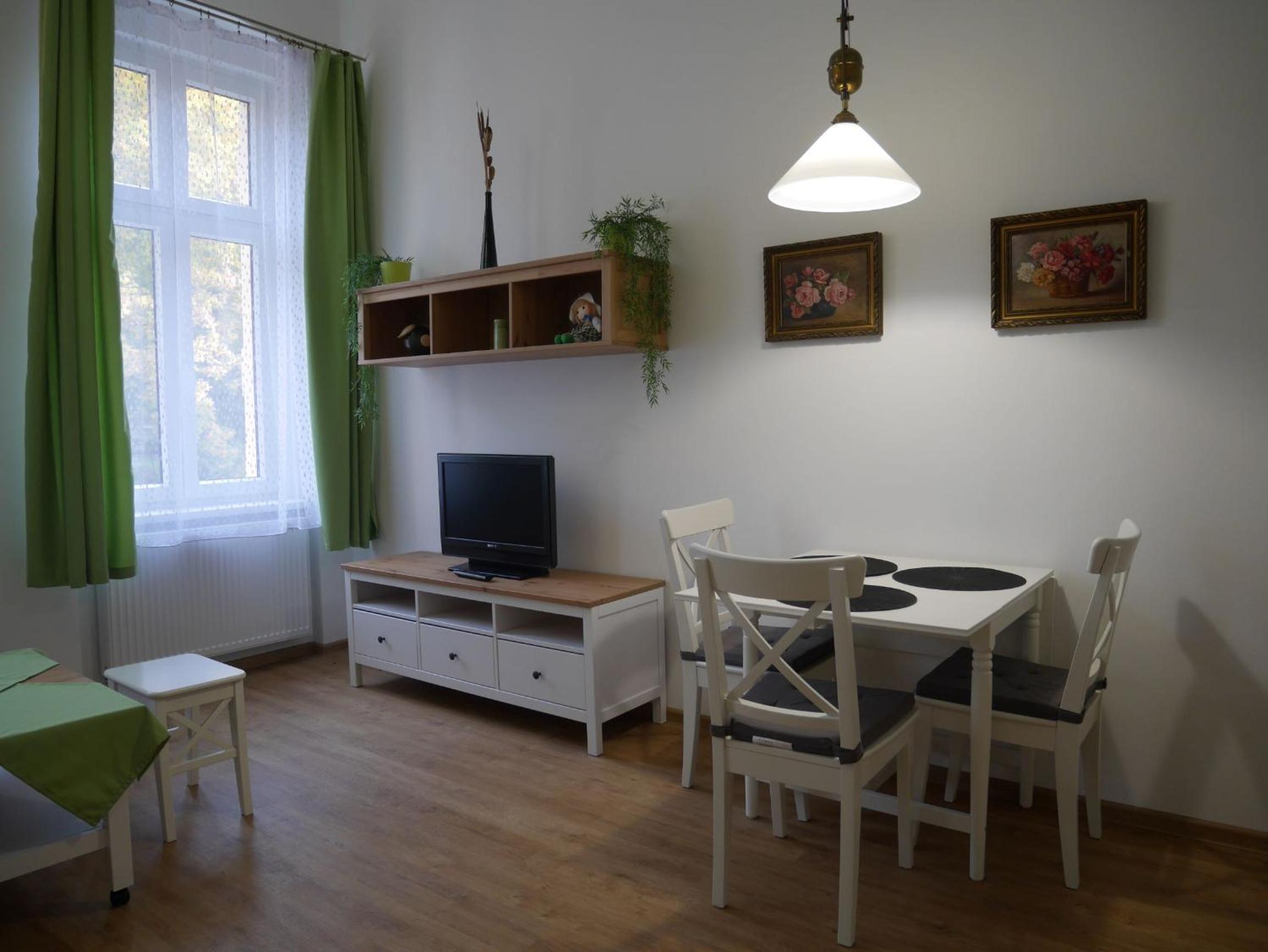 Moskevská 40