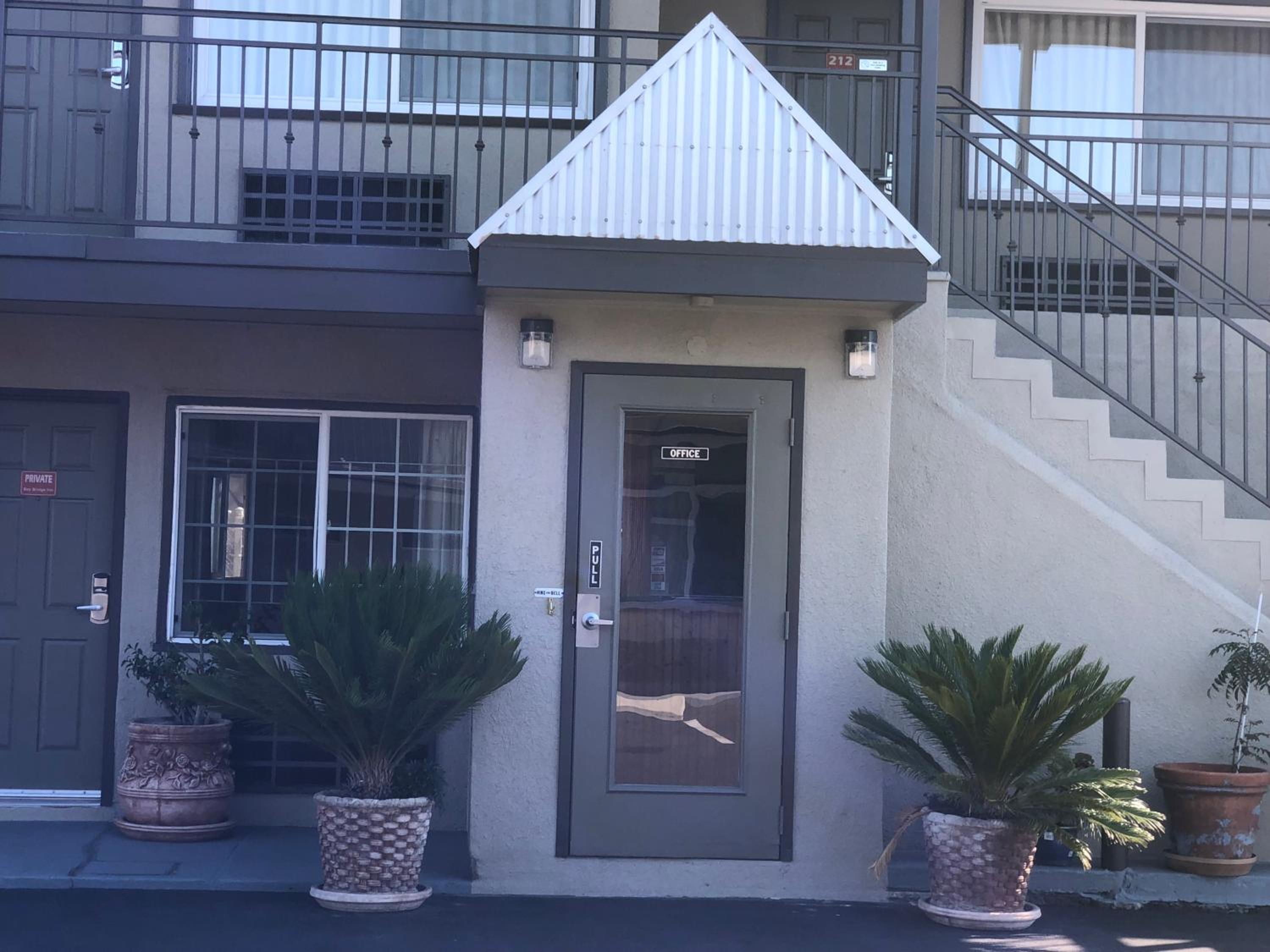 Bay Bridge Inn Oakland