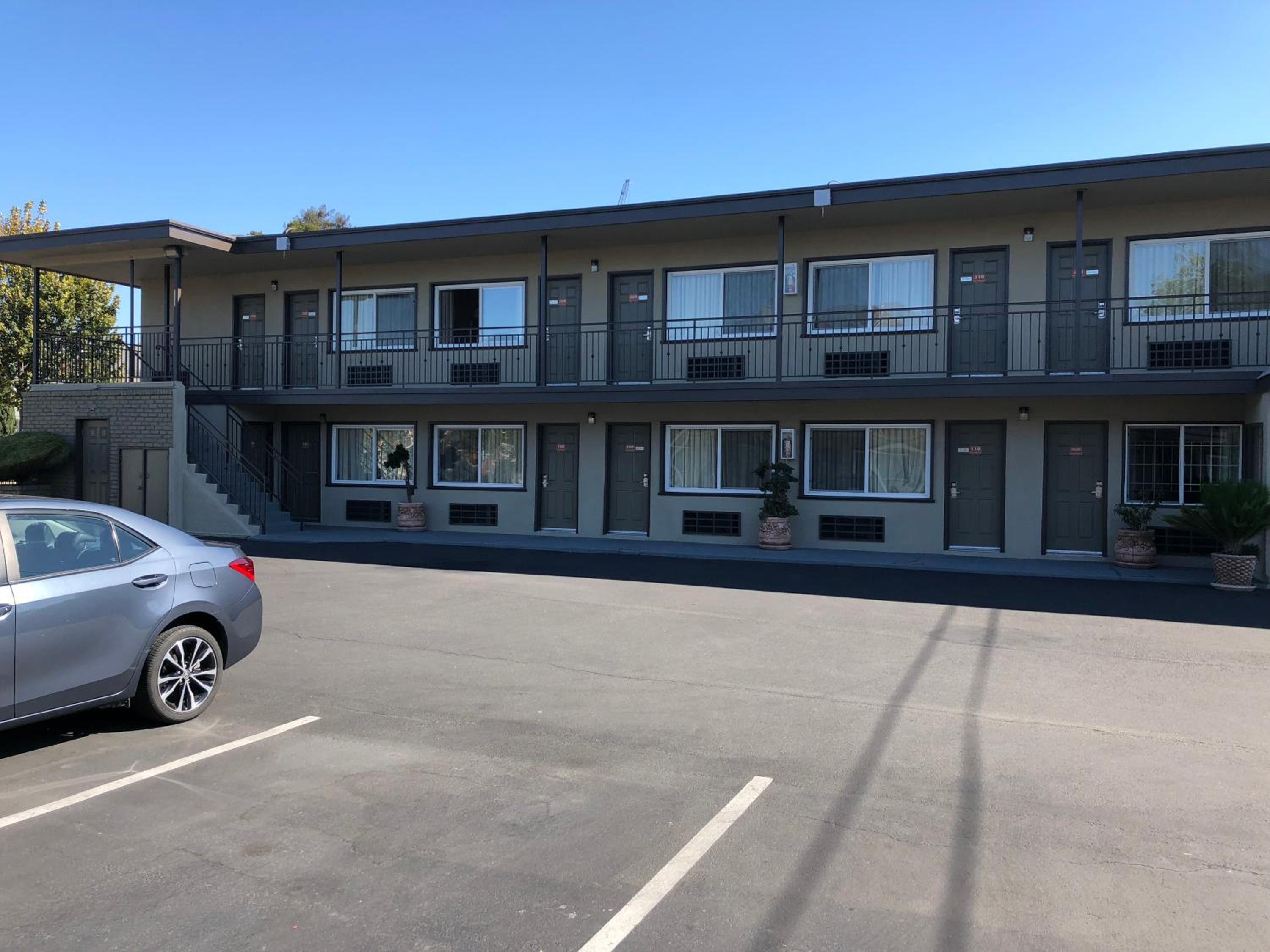 Bay Bridge Inn Oakland
