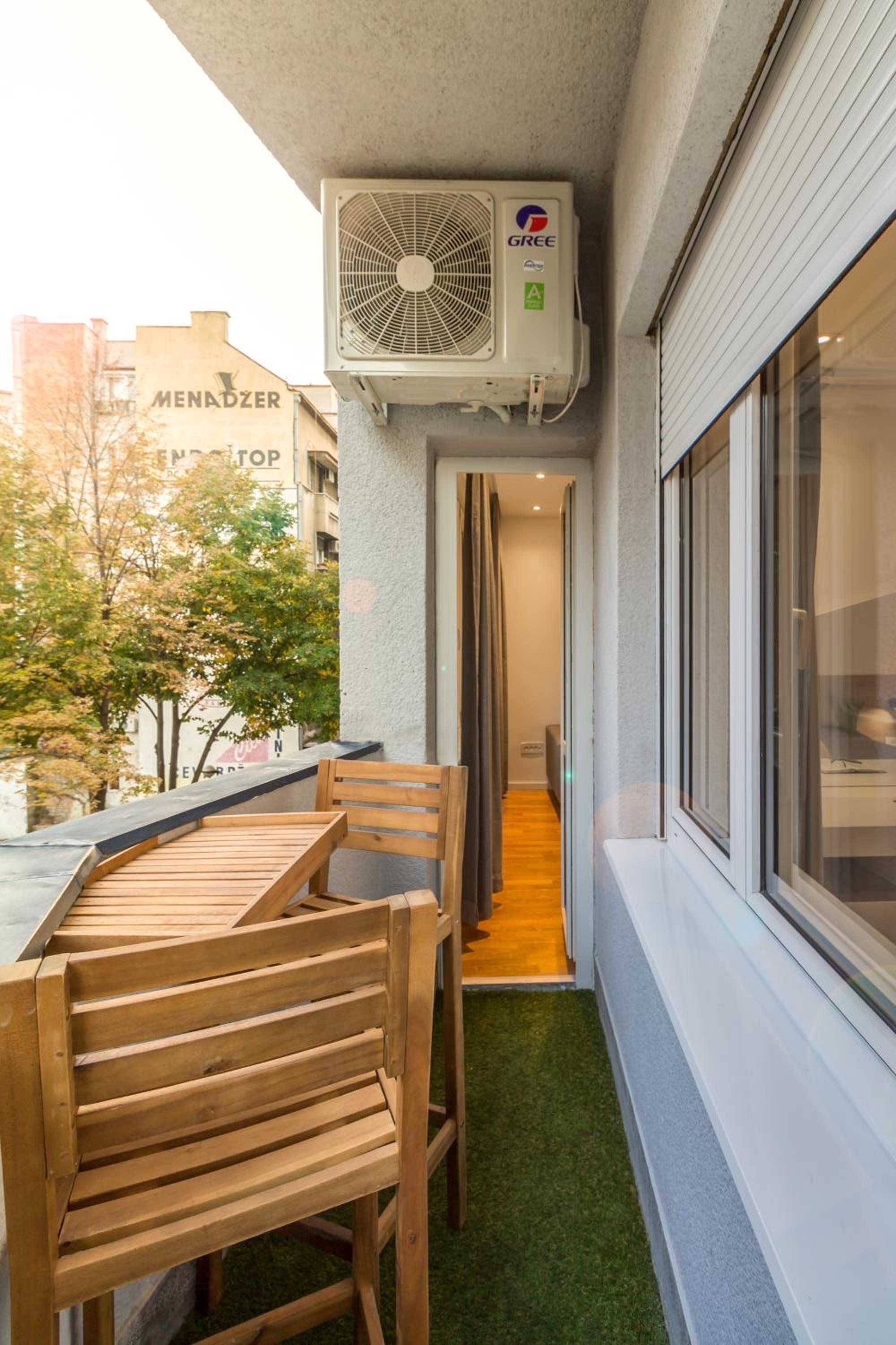 Delights Apartment Belgrade view 5