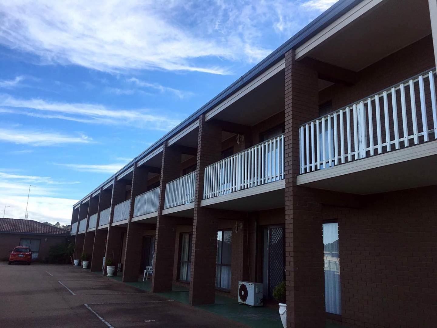 Black Swan Motor Inn