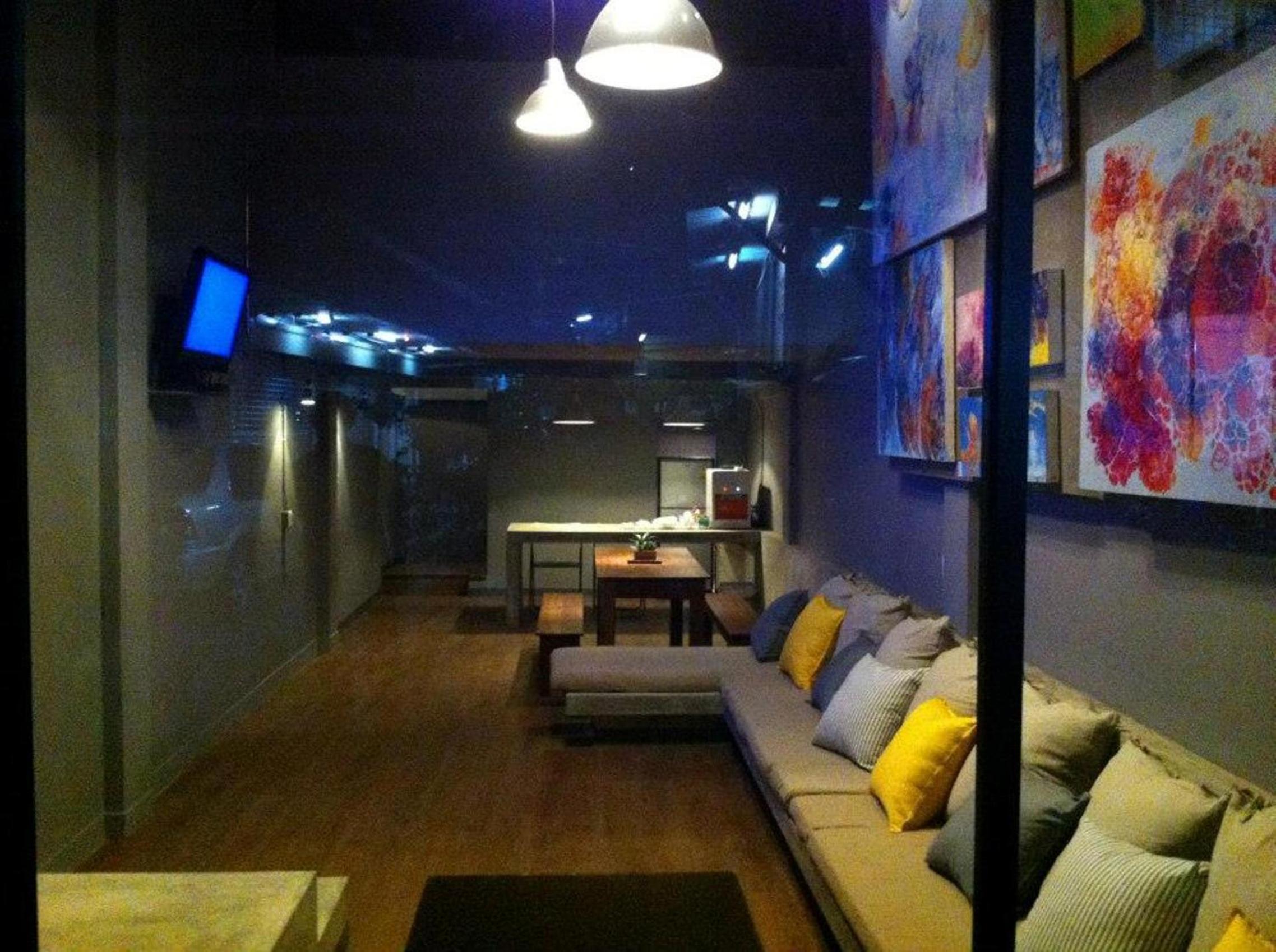 lounge