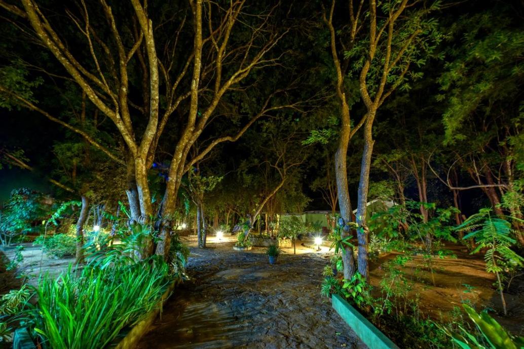 Jays Holiday Resort